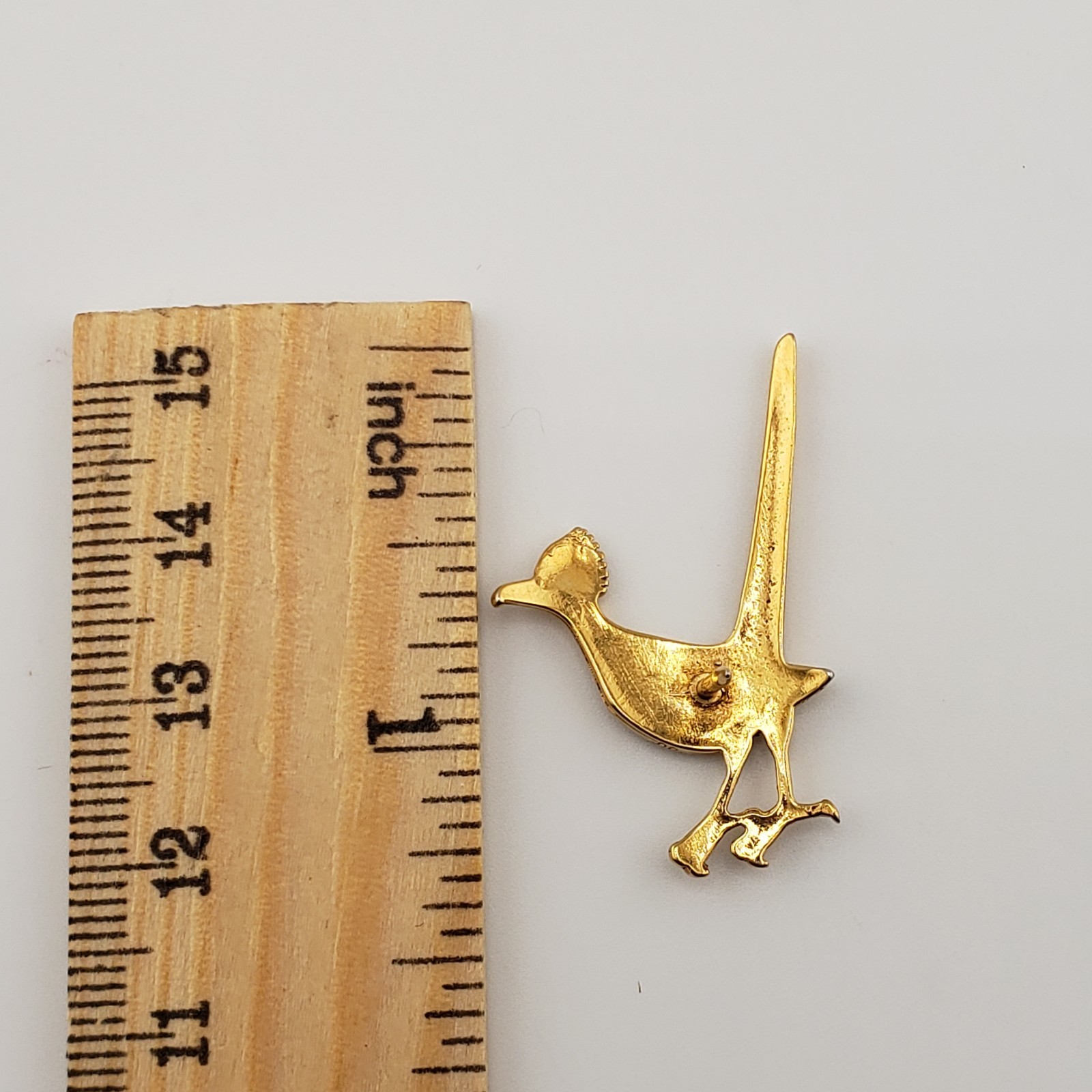 Vintage Roadrunner Pin Gold Tone Turquoise Chip Inlay Tie Lapel Boho Southwest
