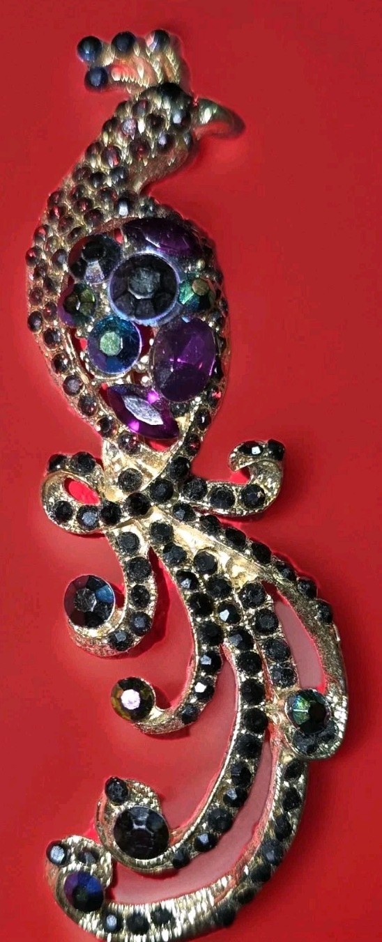 Vintage Colorful Peacock Purple Blue Aurora Borealis Faceted Rhinestone Brooch