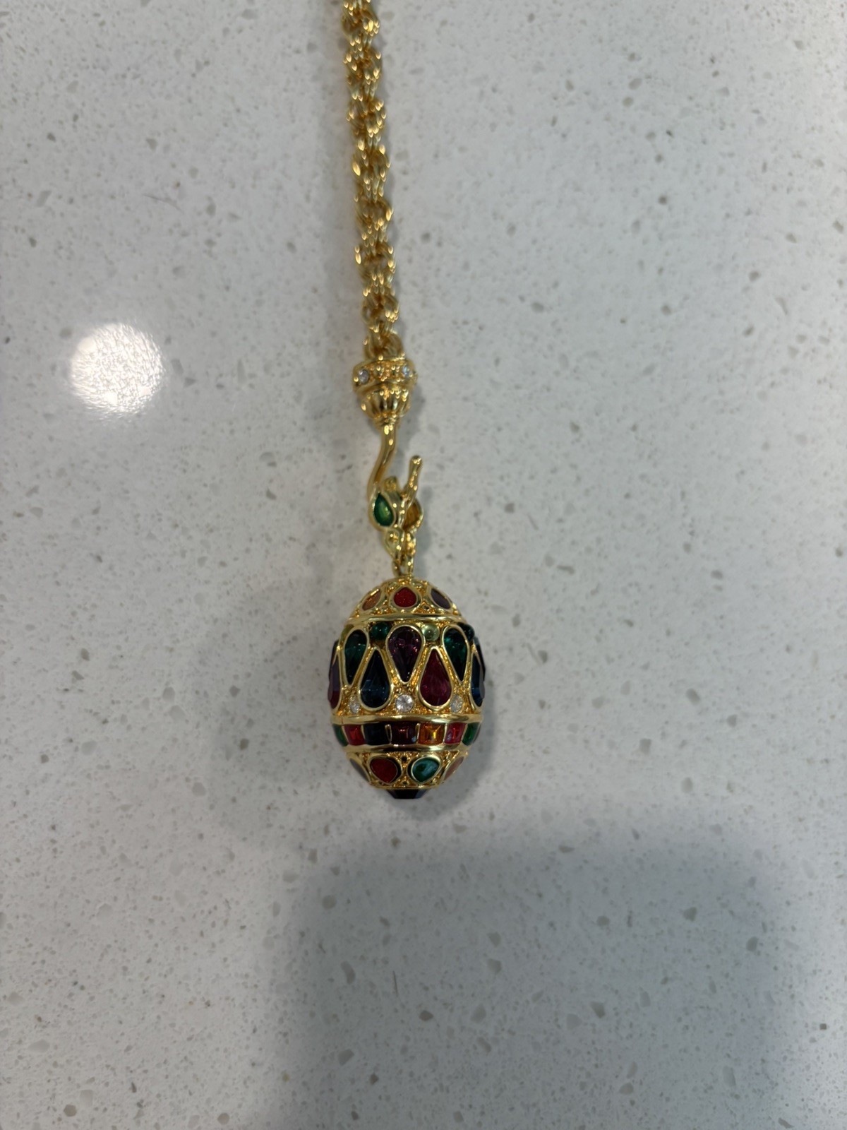 RARE joan rivers muticolor crystal egg pendant and hook chain