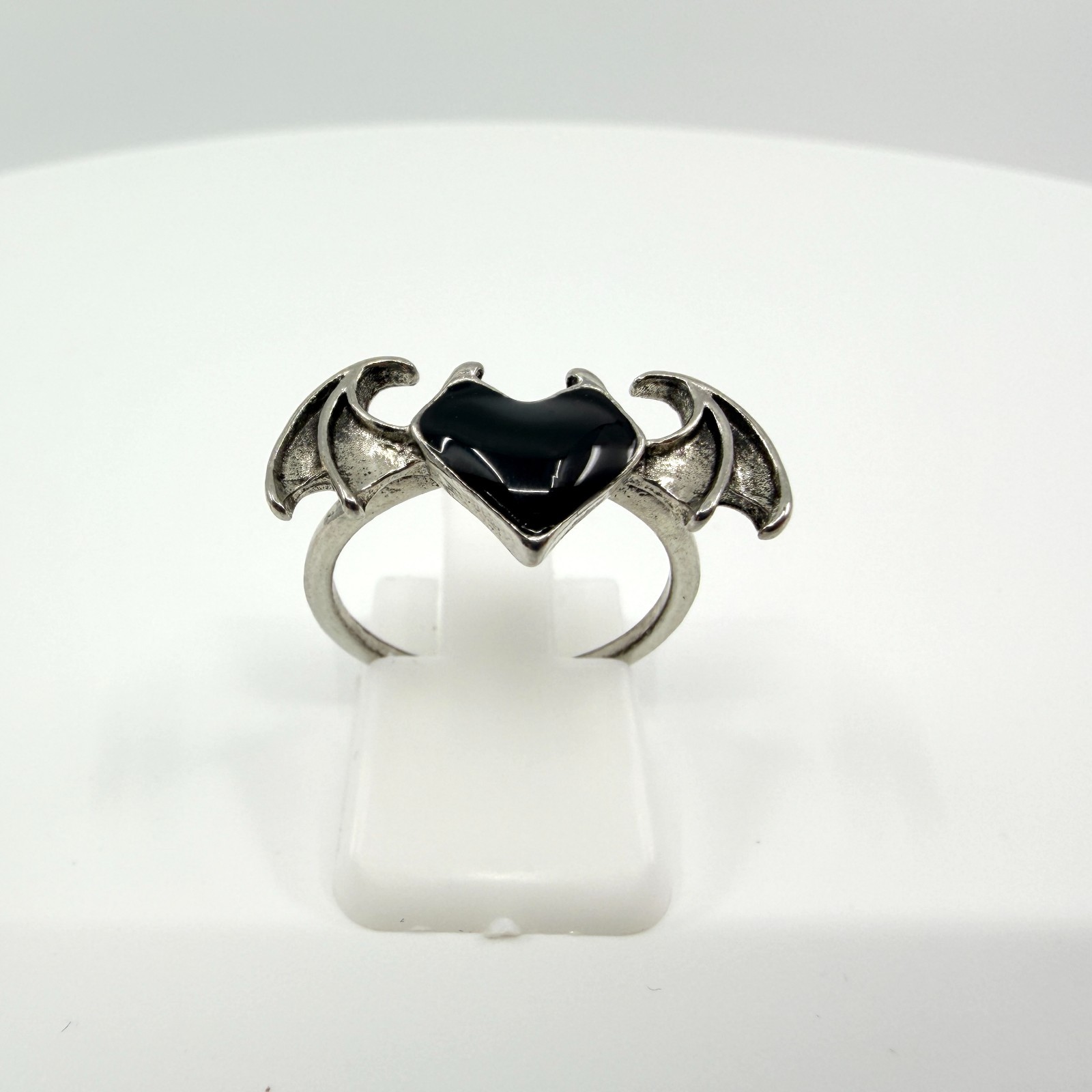 Alchemy Gothic Blacksoul Ring Silver Tone Black Heart Bat Wings Statement Vtg