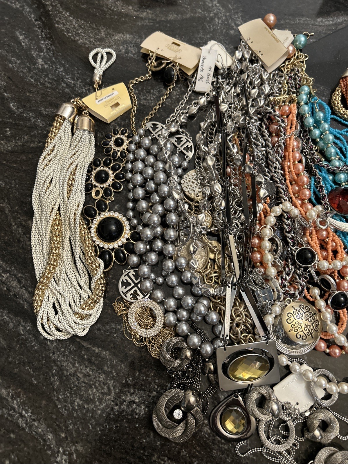 17 Piece Vintage To Modern FASHION JEWELRY Lot All Wearable!! #6
