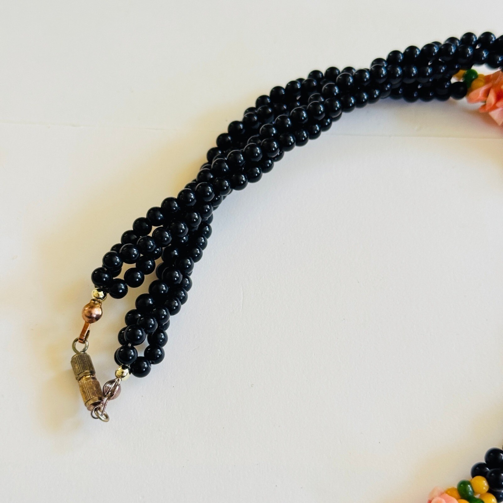 VTG Torsade Necklace Coral Onyx Jade Genuine Natural braided Beads Retro 70s 22″