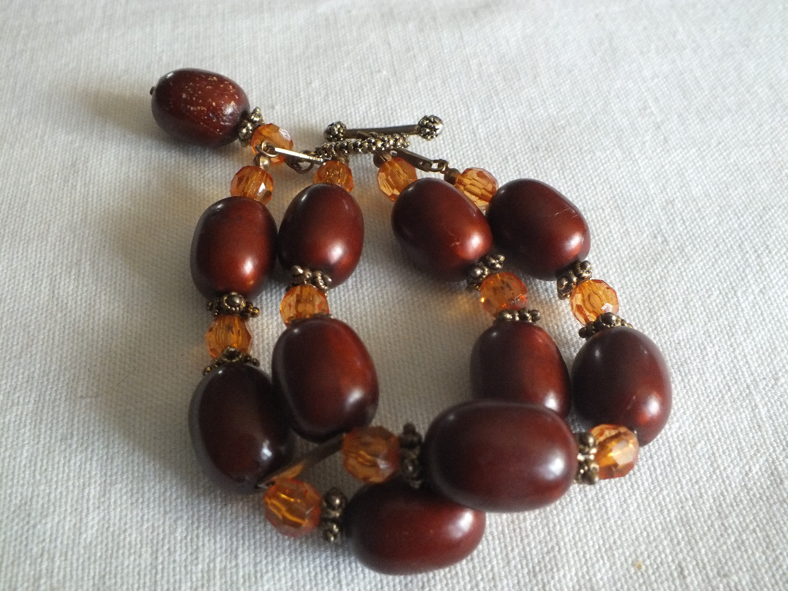Beautiful Clasp Bracelet Gold Tone Redish Brown Dble Strand Dangling Bead NICE