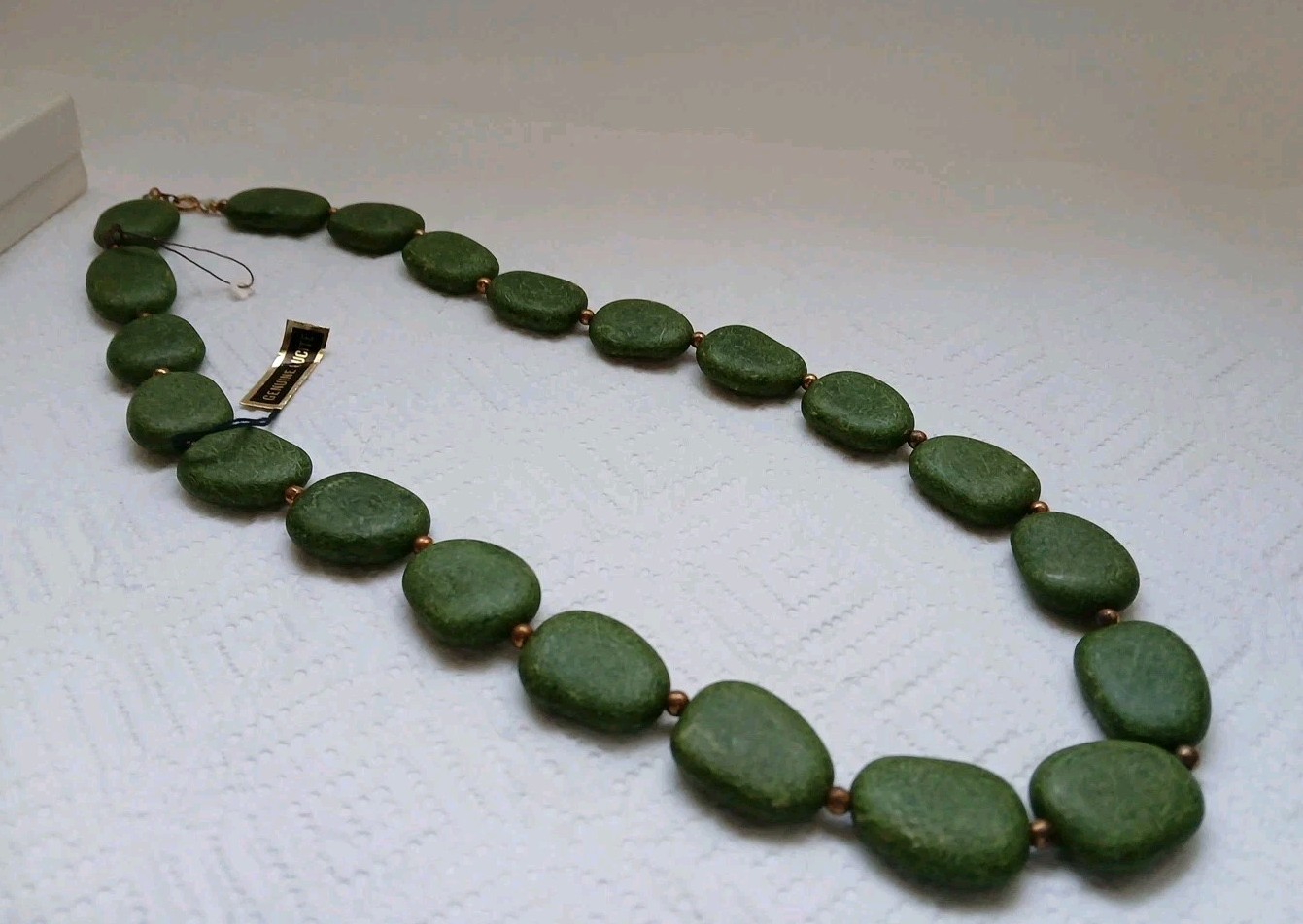Vtg Retro/Mid Century Style Genuine Green Lucite 24″ Necklace Made In Hong Kong