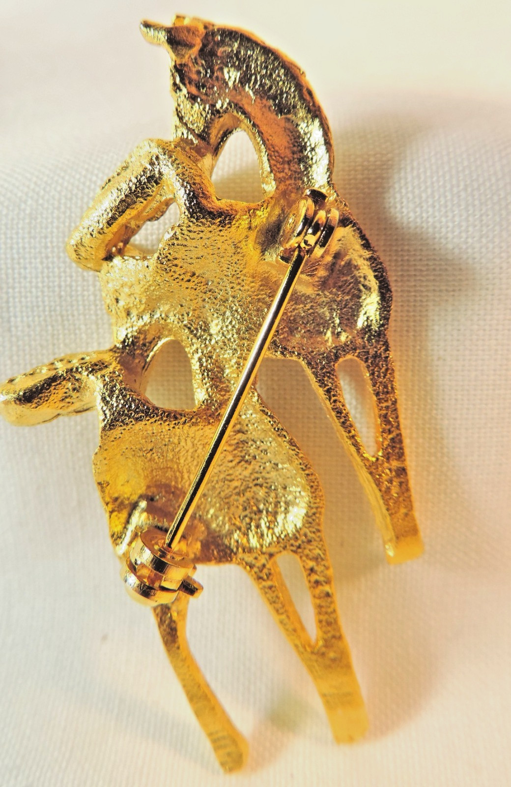 Vintage Gold Tone Brushed Metal Horses Scatter Pin Equestrian
