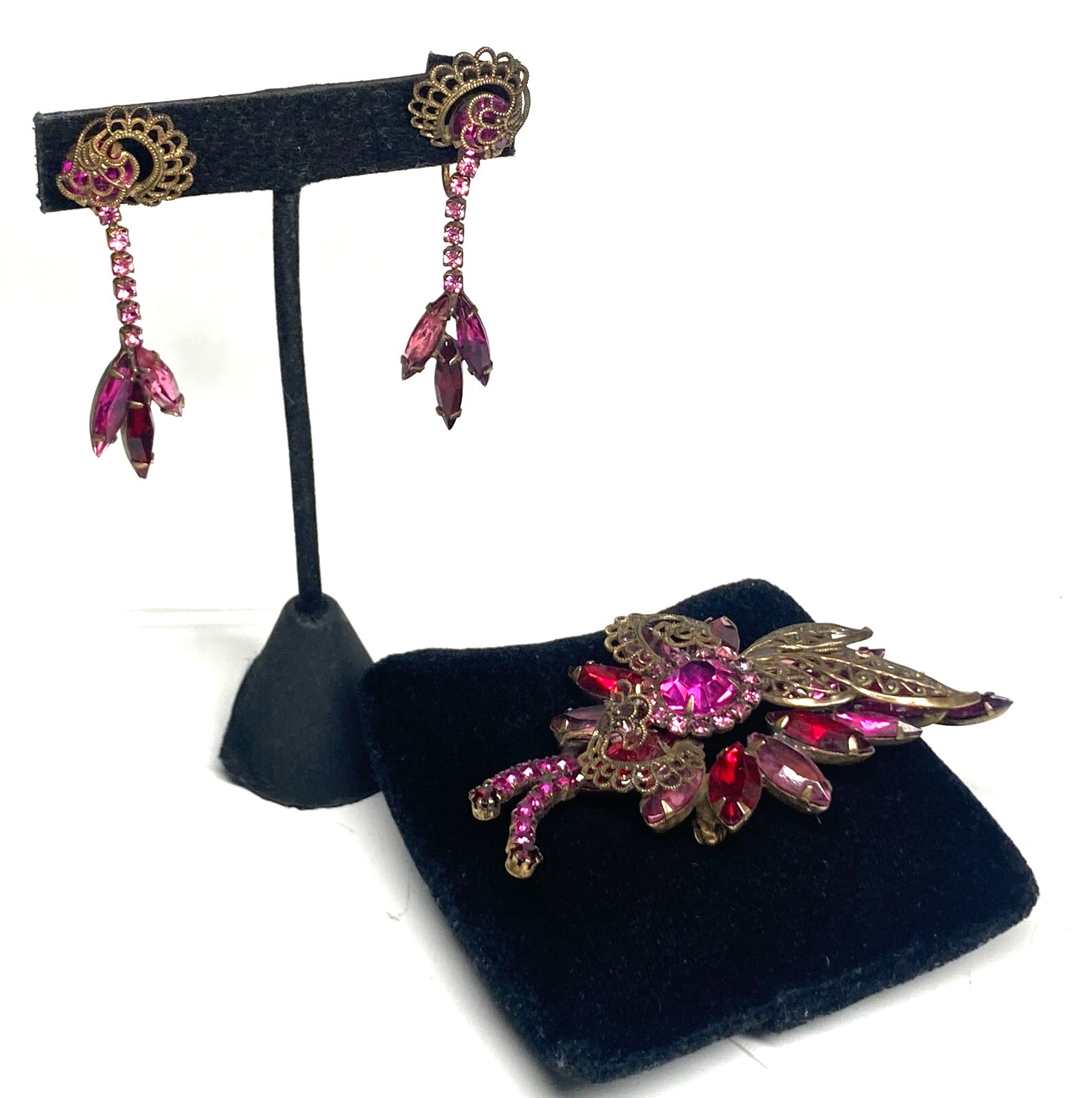 D & E Delizza & Elster Juliana Pink Fuchsia Red Rhinestone Earrings Pin Set