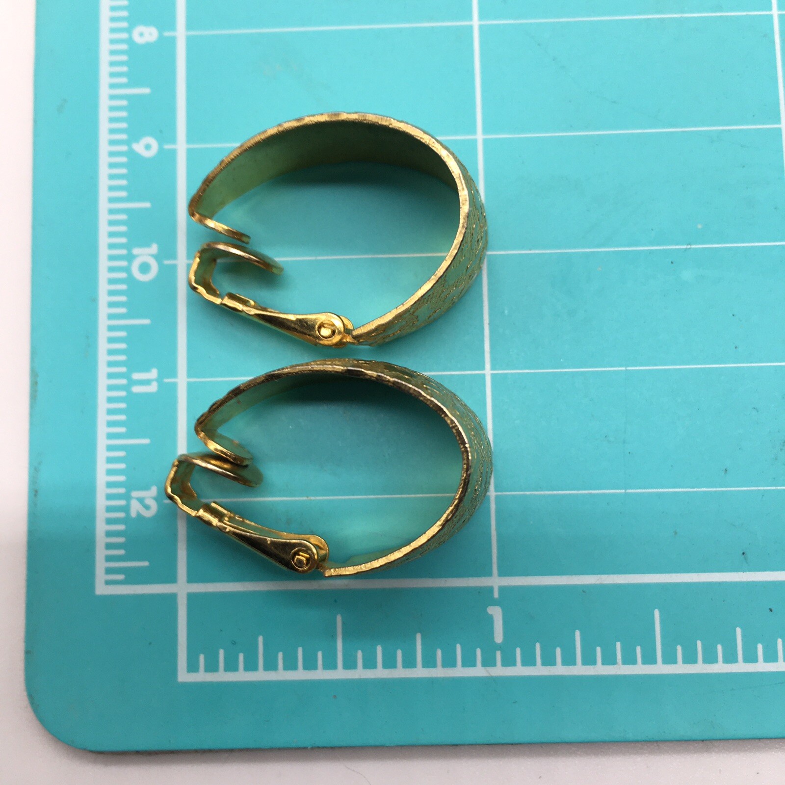 Lightweight Textured Gold Tone Wide Long Hoop 1”