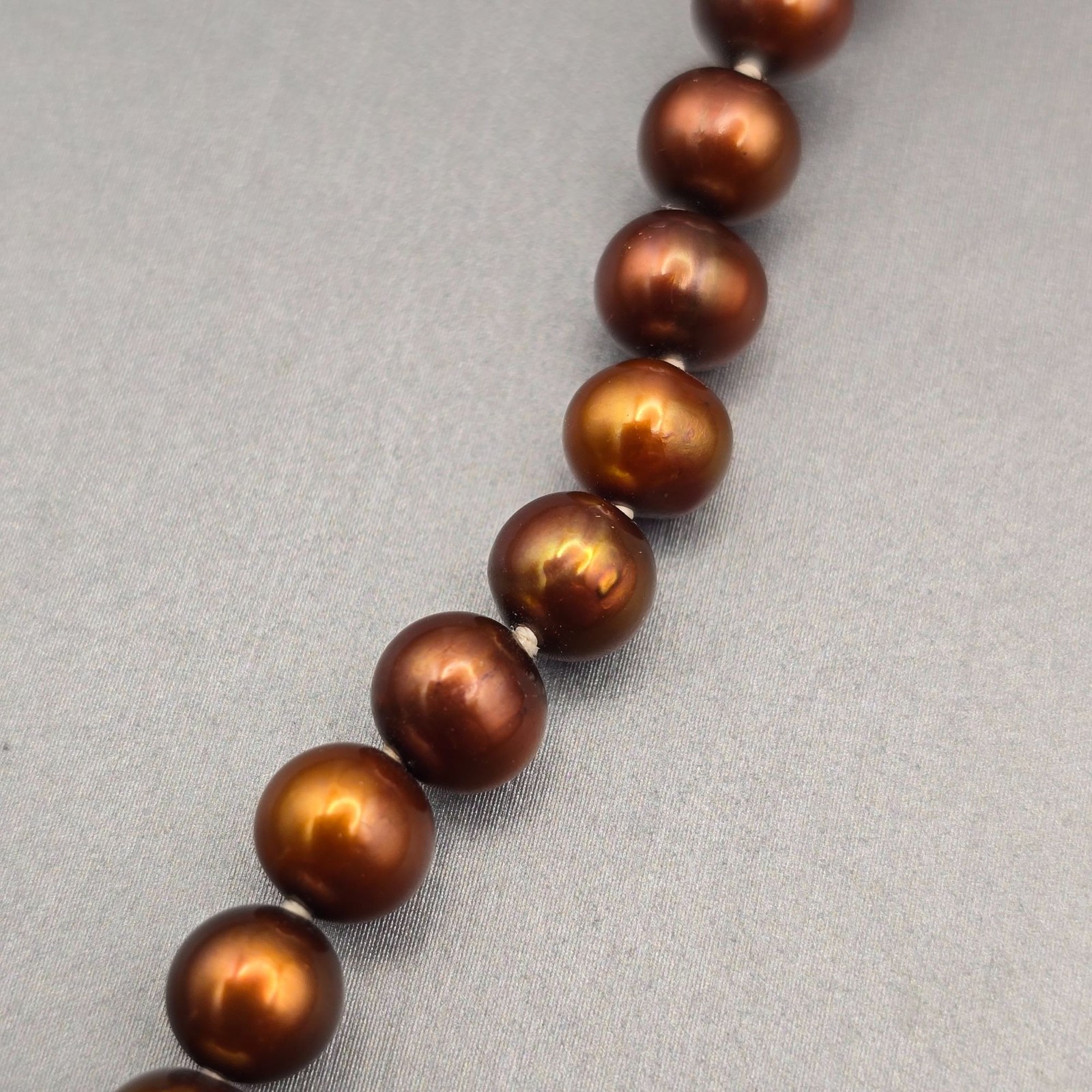 Vintage Bronze Cultured Pearl Necklace 10K Yellow Gold Clasp Hand Knotted 16″