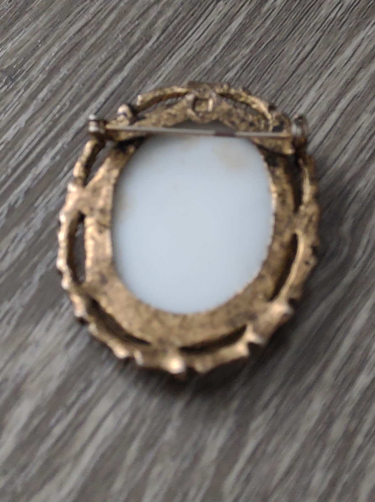 Vintage Madonna And Child Brooch Pin Pictorial Porcelain Mother And Baby