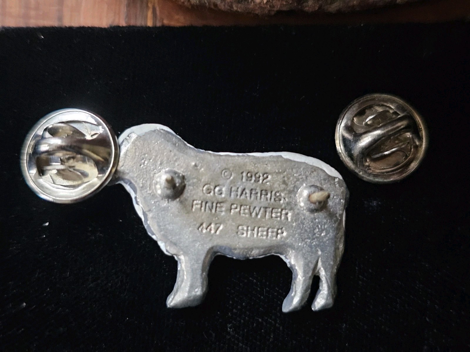 Vtg Sheep Lapel Pin 1992 GG Harris Fine Pewter Enamel Farm Figural Brooch #447