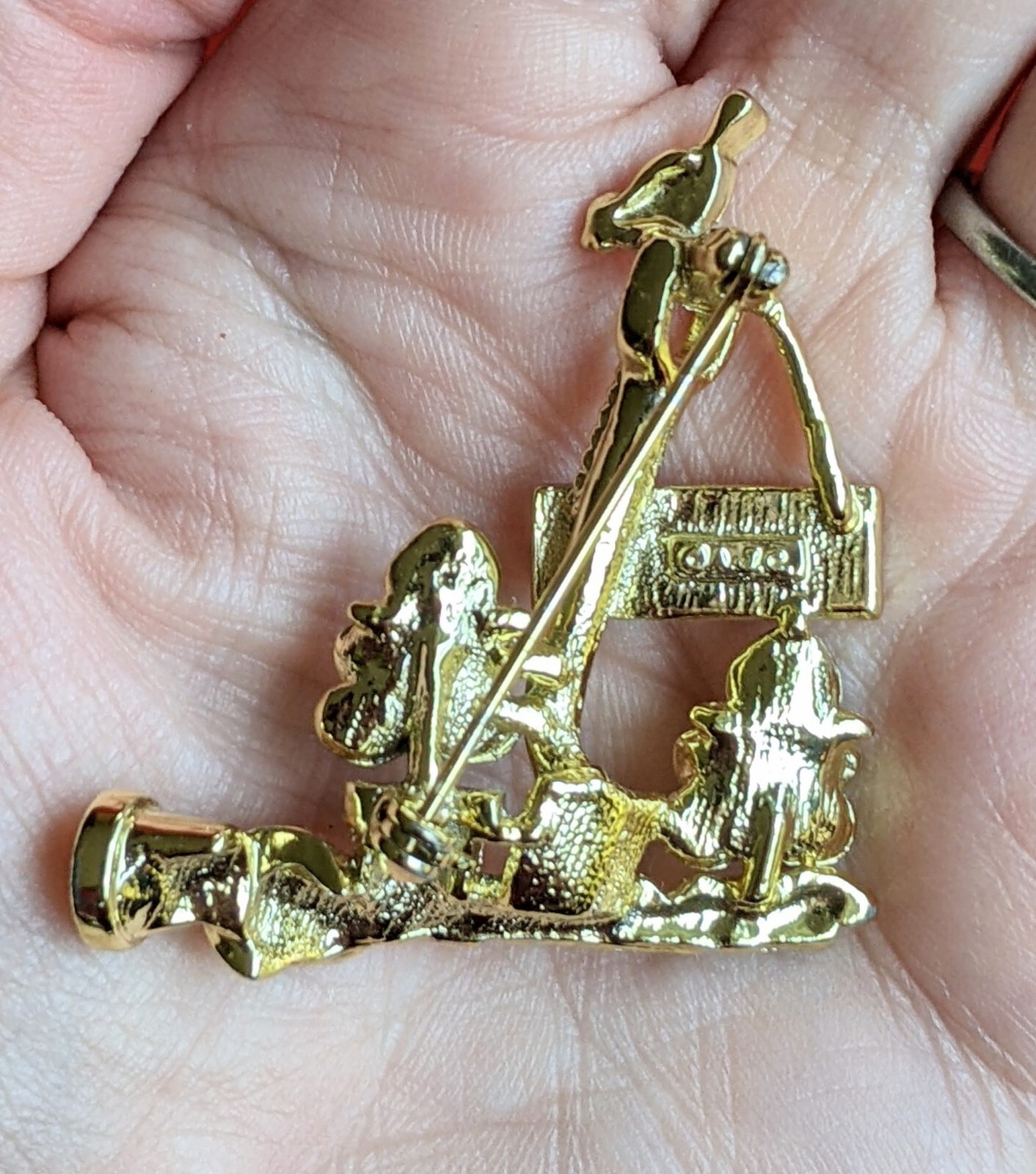 Vintage AJC Gold Tone Textured PLANT MANAGER Gardening Flower Bird BROOCH Pin