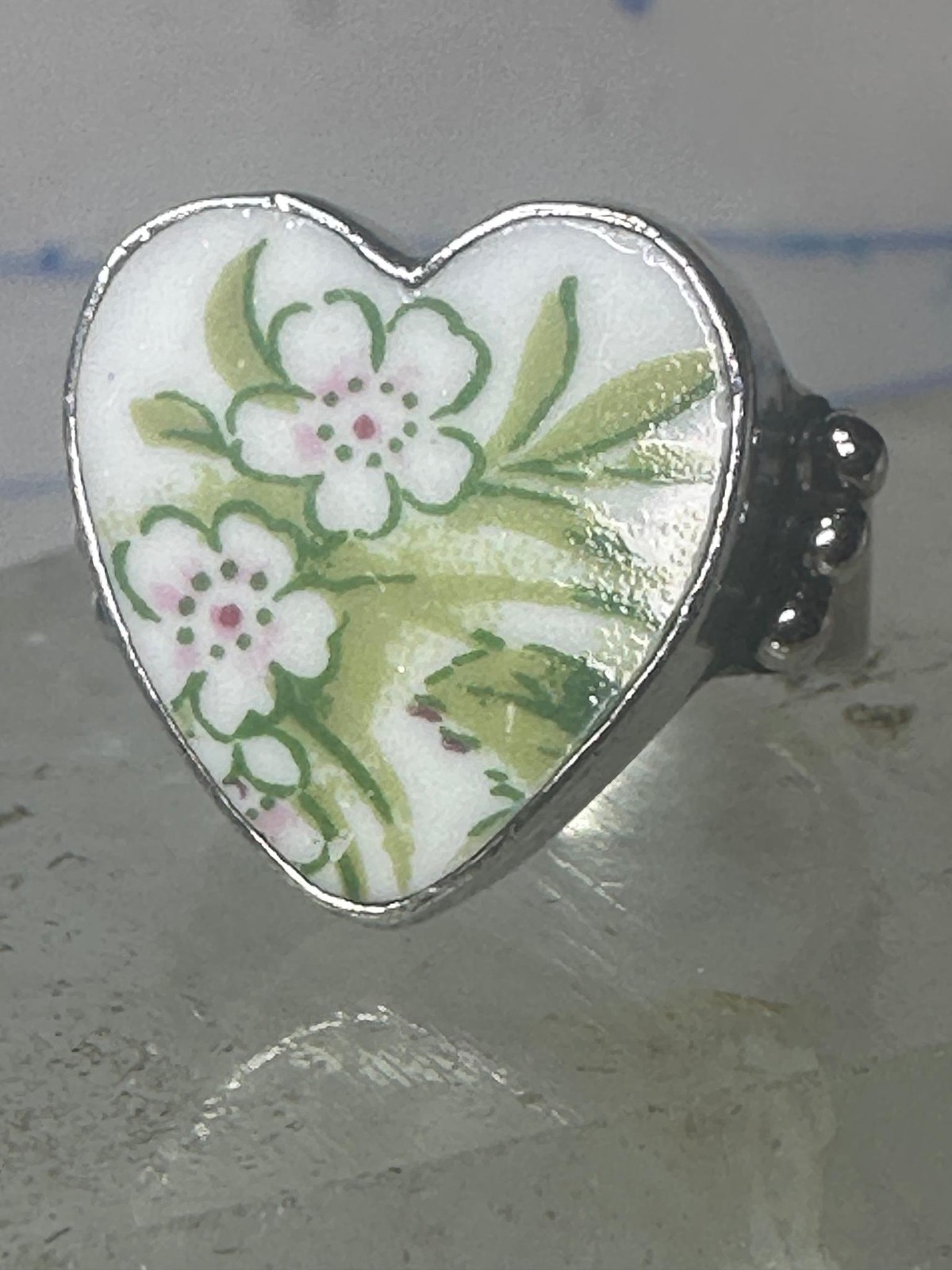 Heart ring Porcelain Ceramic floral flowers Valentine band size 8.50 sterling si