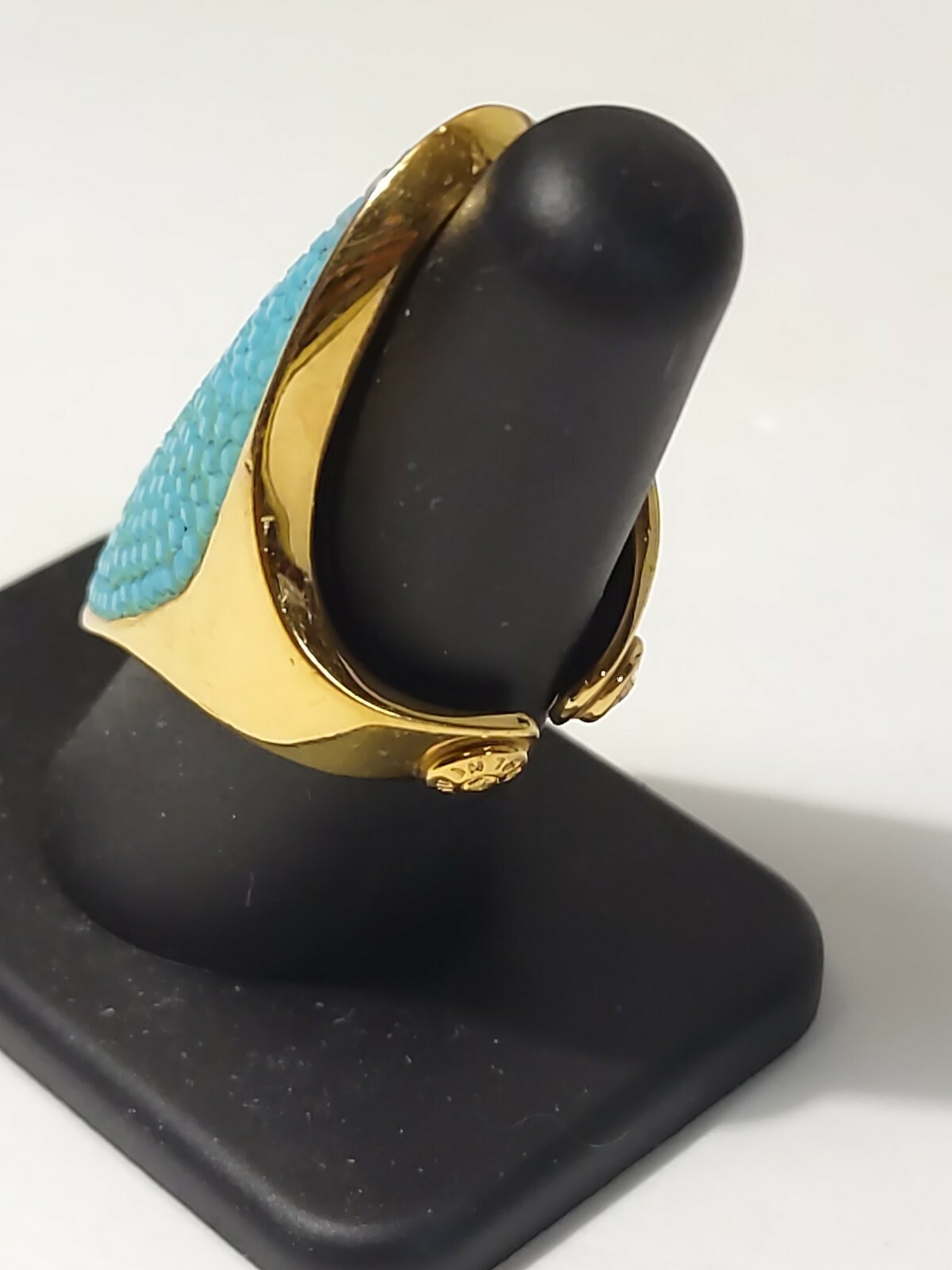 Henri Bendel Turquoise Gold Tone Statement Ring Size 6 1/2