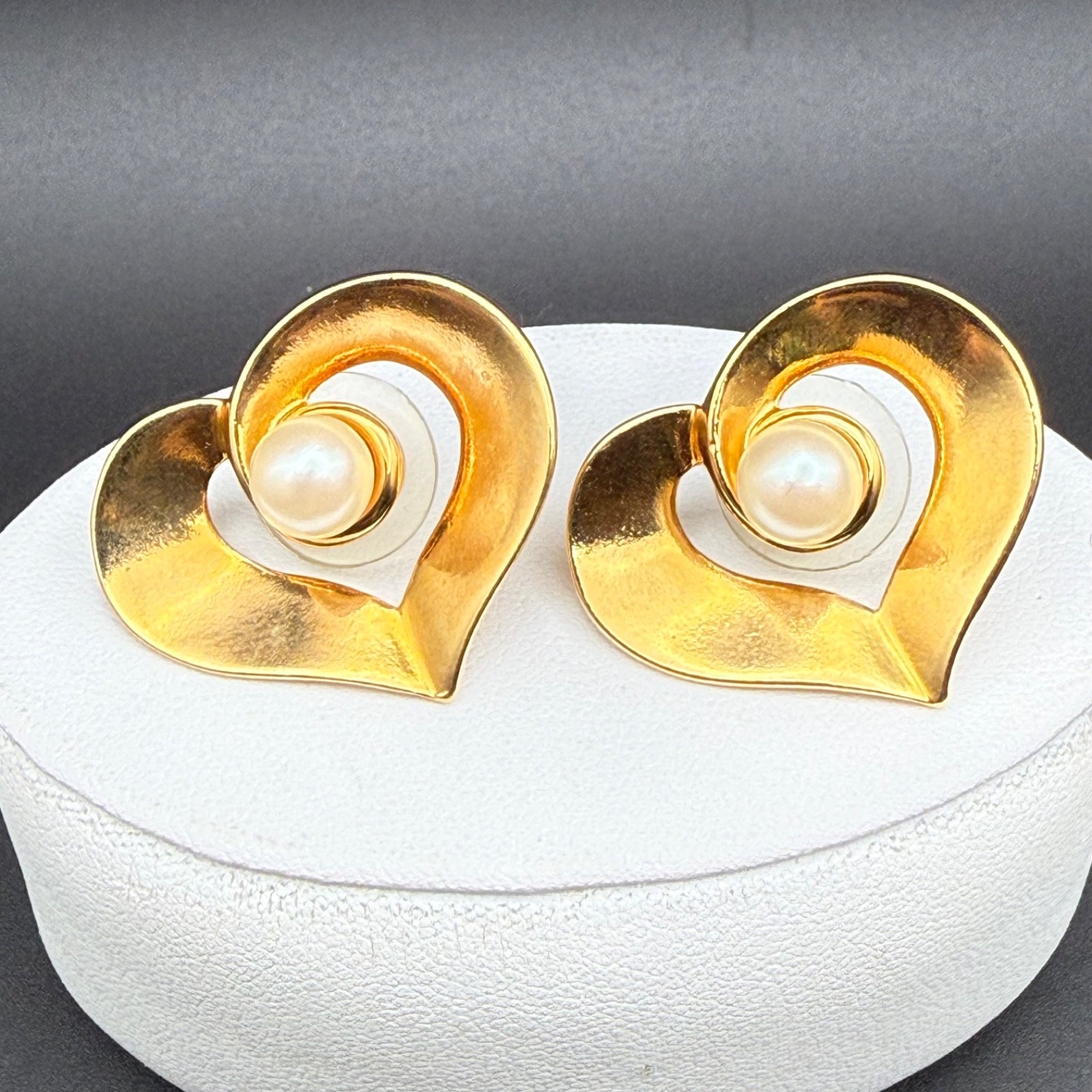 Vintage Open Heart Faux Pearl Stud Pierced Earrings Convertible Gold Tone Jacket