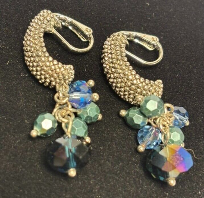 Napier Vintage Earrings Silver Tone Blue Crystal Dangle Clip On Sparkly