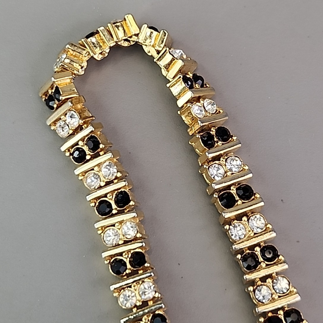 Vintage Rhinestone Chain Bracelet Black Clear Gold Tone 7″