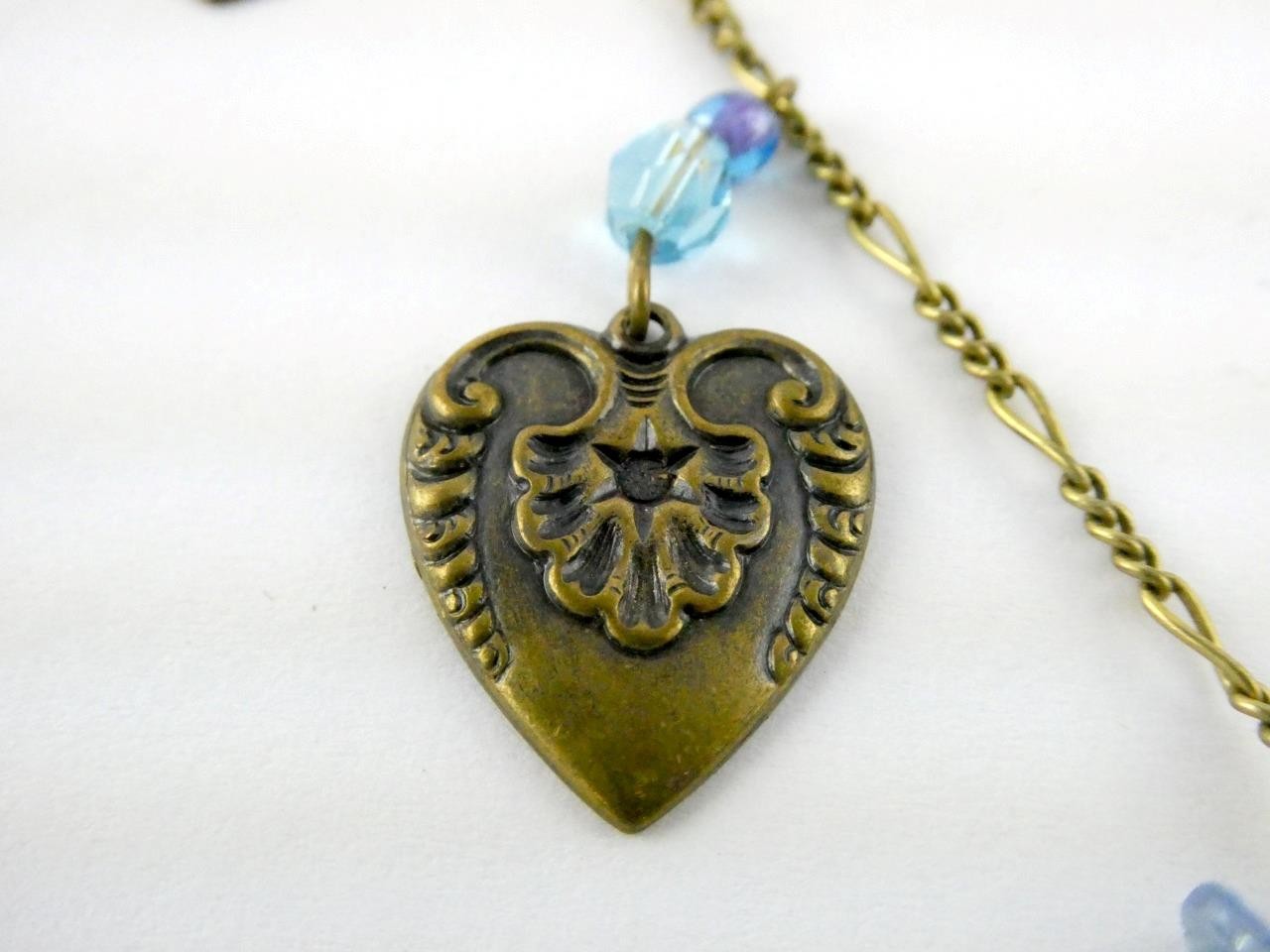 Vintage Glass Works Studio Glass and Brass Charms Multi Color Necklace 20g 26 In
