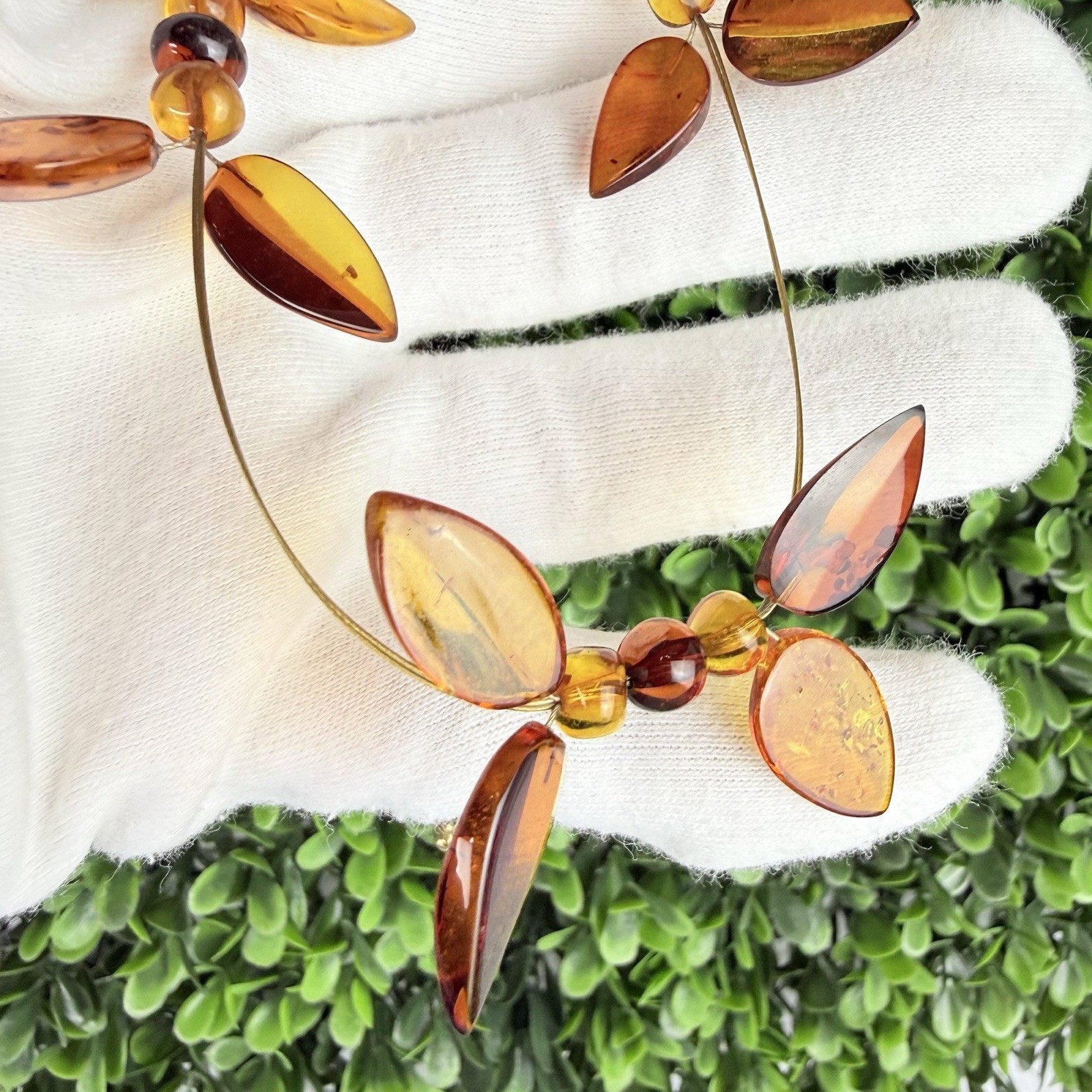 Genuine Baltic Amber Honey Polished Leaf Floral Boho Statement Wire Necklace