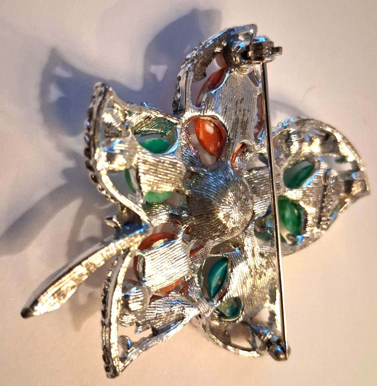 Vtg 1968 UV Glow SARAH COVENTRY Fantasy Brooch Silver Leaf Multicolor 3″ x 2.25″