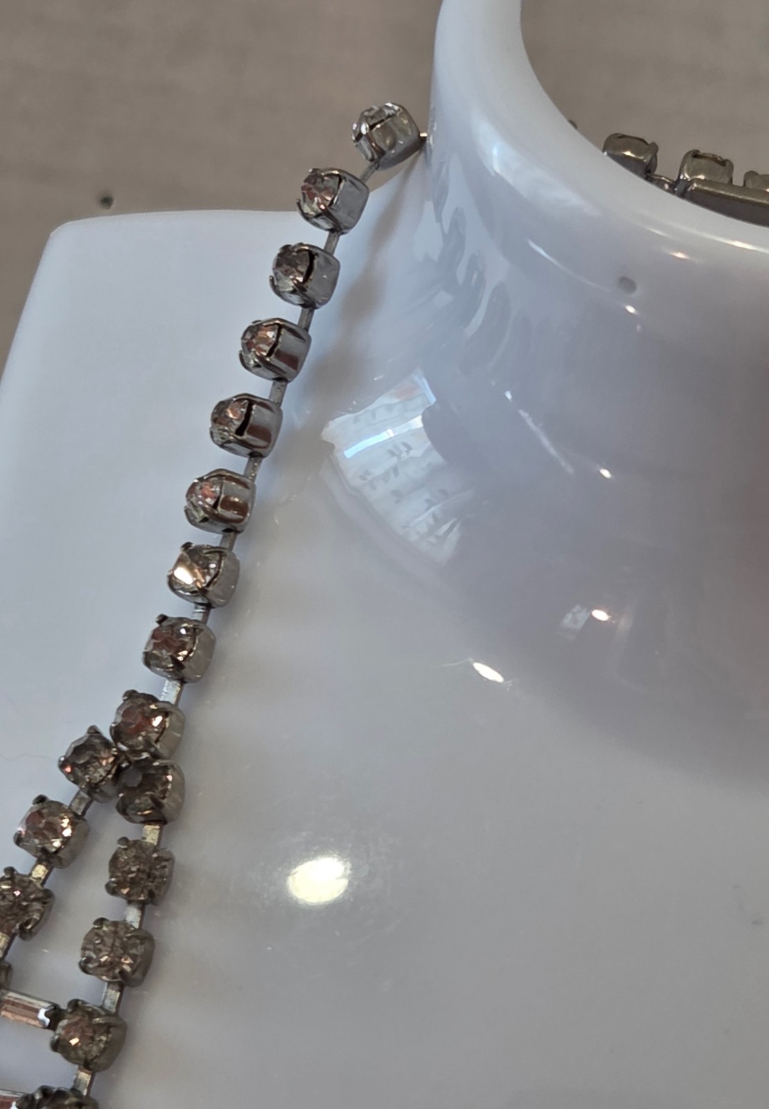 VINTAGE-RETRO STUNNING 1950’s Rhinestone Cocktail Icy Drip Necklace 16 in