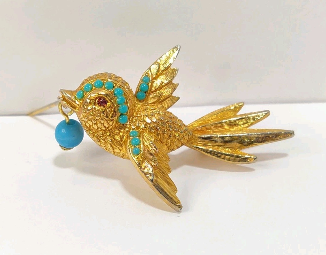 RARE* Vintage Numbered# 1327 BOUCHER Turquoise Cabochon Bird Design Gold Brooch