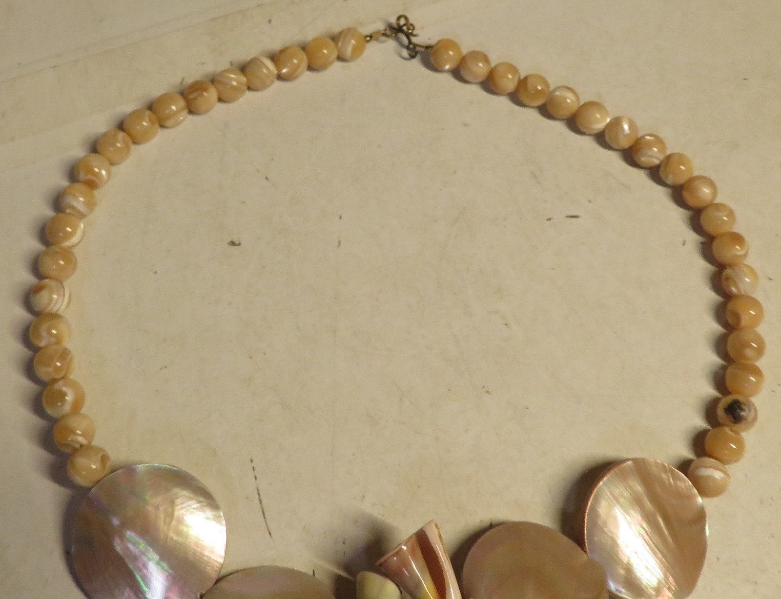 Vintage Sea Seashell Shell Pendant Necklace Handcrafted Beaded Brown Beige 20″
