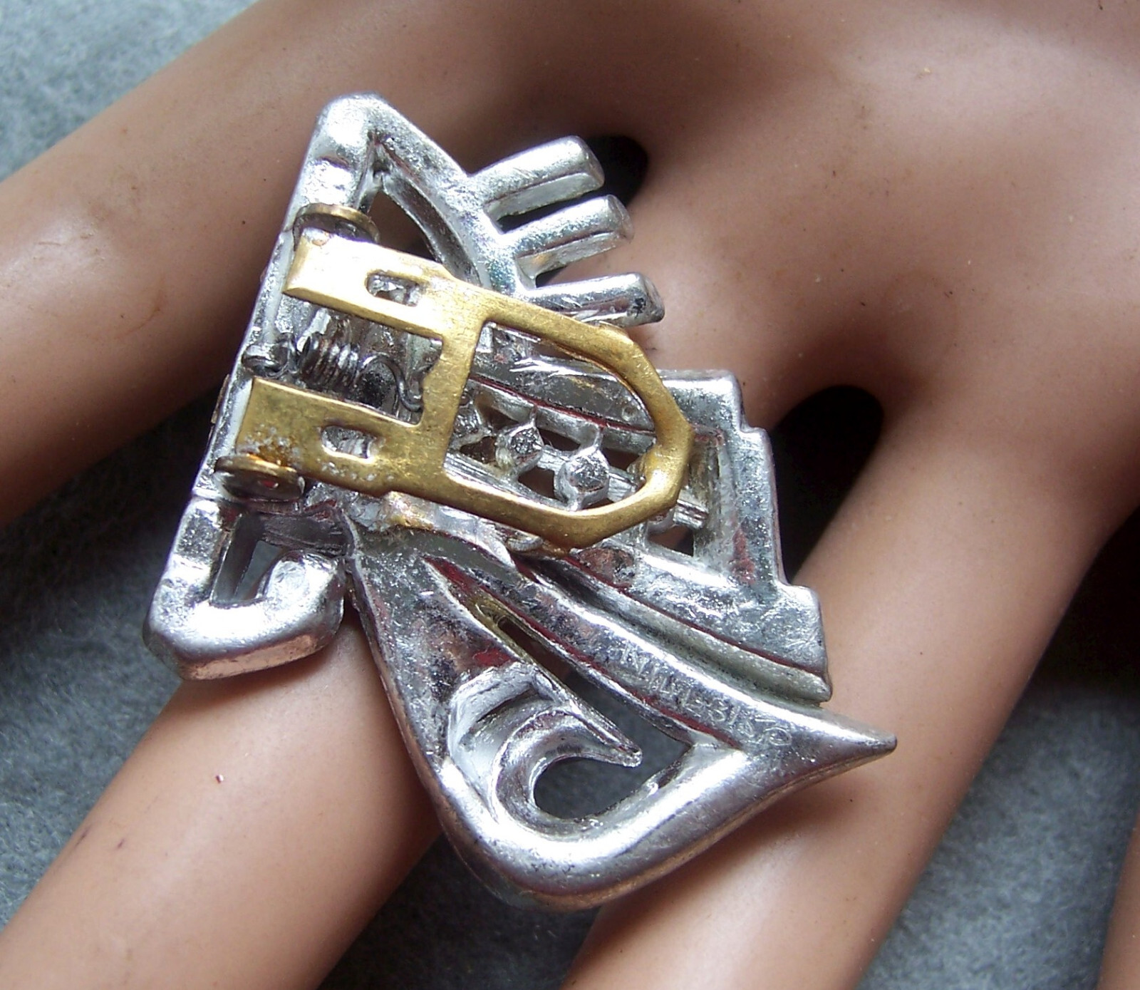 Art deco dress clips duette CORO white metal rhinestone asymmetric design (AAG)