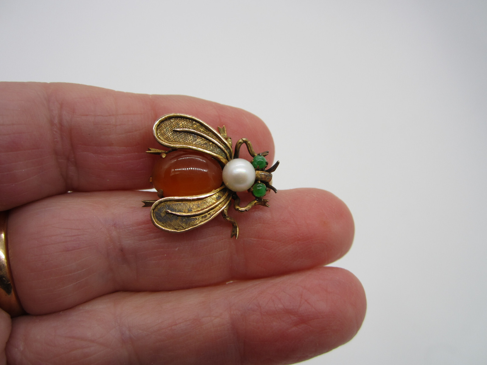 Estate Vintage 14k Yellow Gold Orange Opal Pearl Jade Fly Insect Bee Brooch