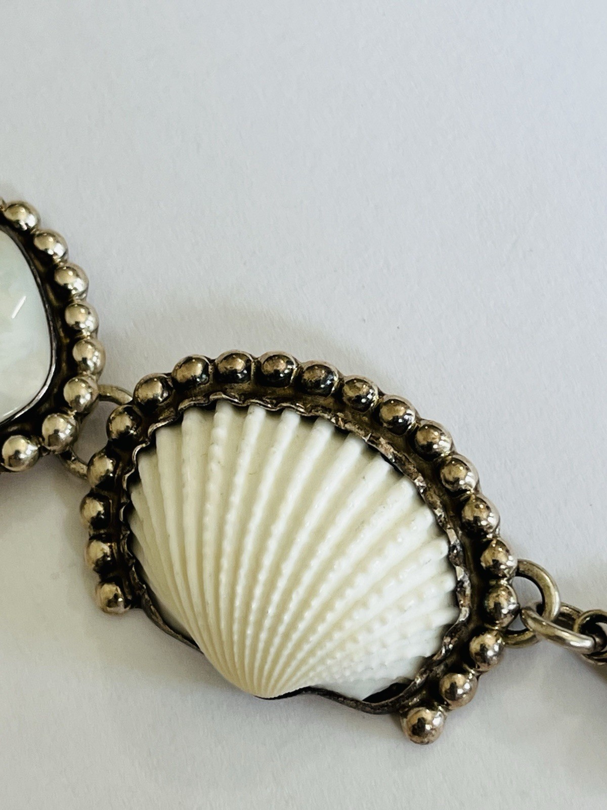 Vintage Sterling Silver AMY KAHN RUSSELL Mother Of Pearl Carved Fish Bracelet