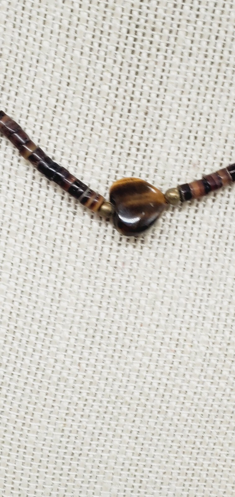 5 Tigers Eye Heart Shaped Beads Brown bead with Gold tone Necklace te02