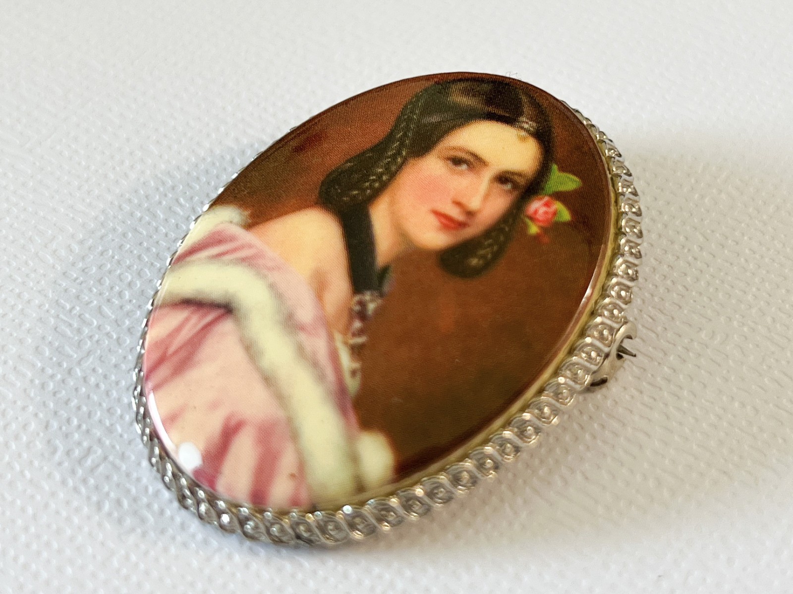 Vintage Lady Portrait Brooch Oval Silver Tone Cameo Victorian Style