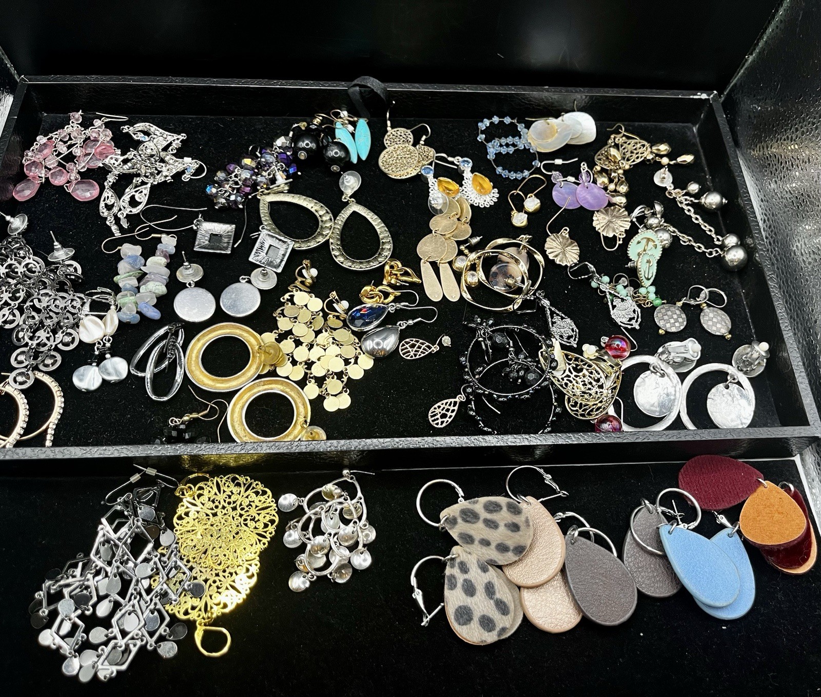 VTG-modern Fashion Drop Earrings Multi Designs Materials Wear Resell 46pr. Lot