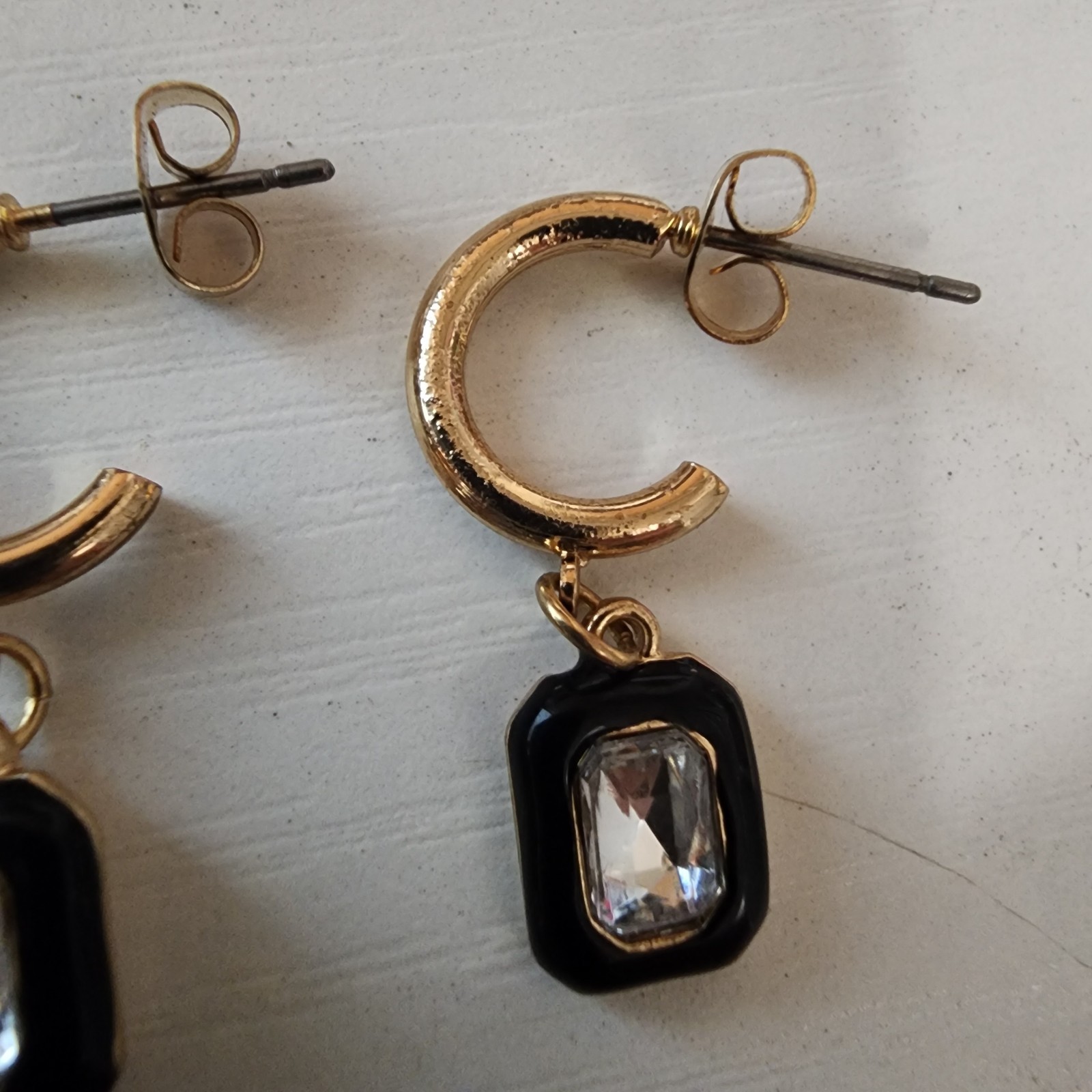 2 Sets Of Vintage Black Enamel Gold Tone Earrings Gothic Dangle And Hoop