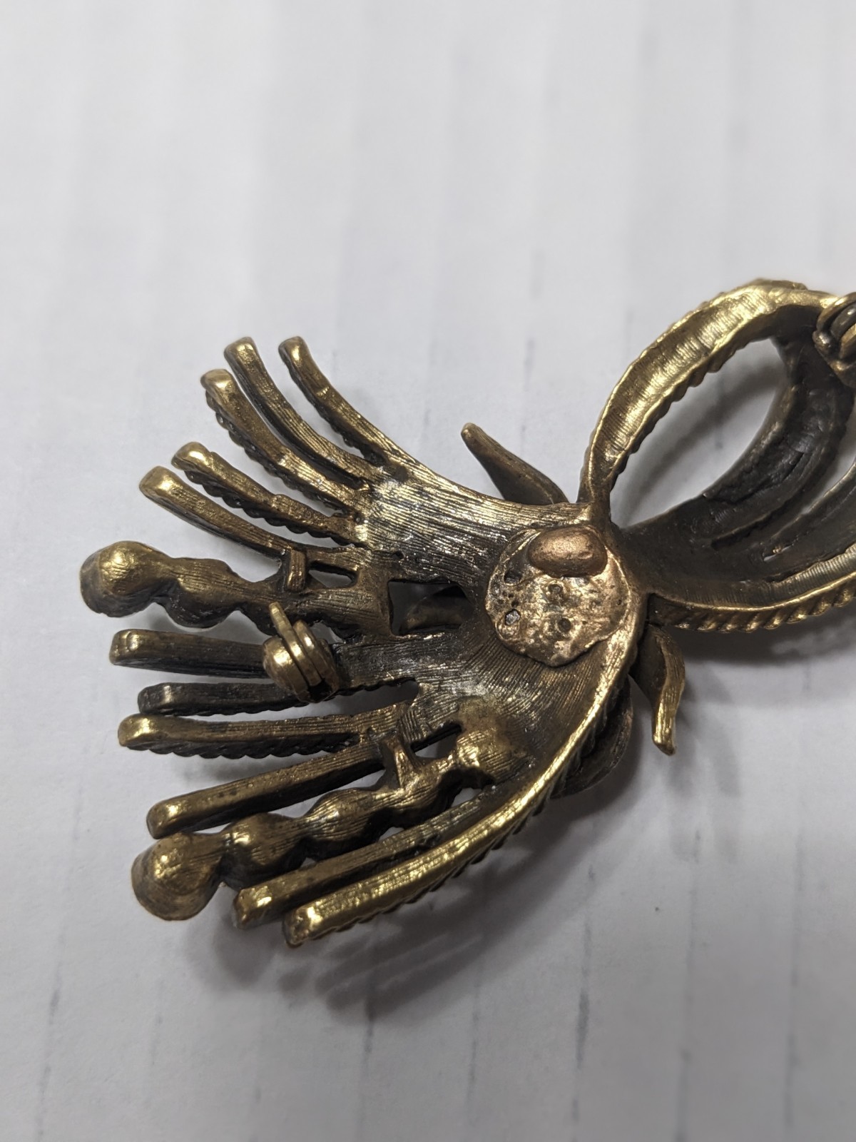 Vintage Gold Tone Bow Brooch with Faux Pearls and Rollover Safety Clasp Chic