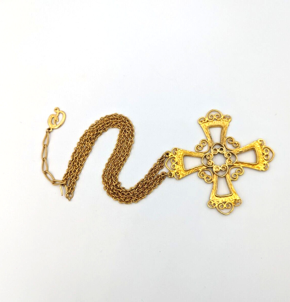 Vintage Statement Filigree Big Cross Necklace Gold Tone Hook Clasp 16″