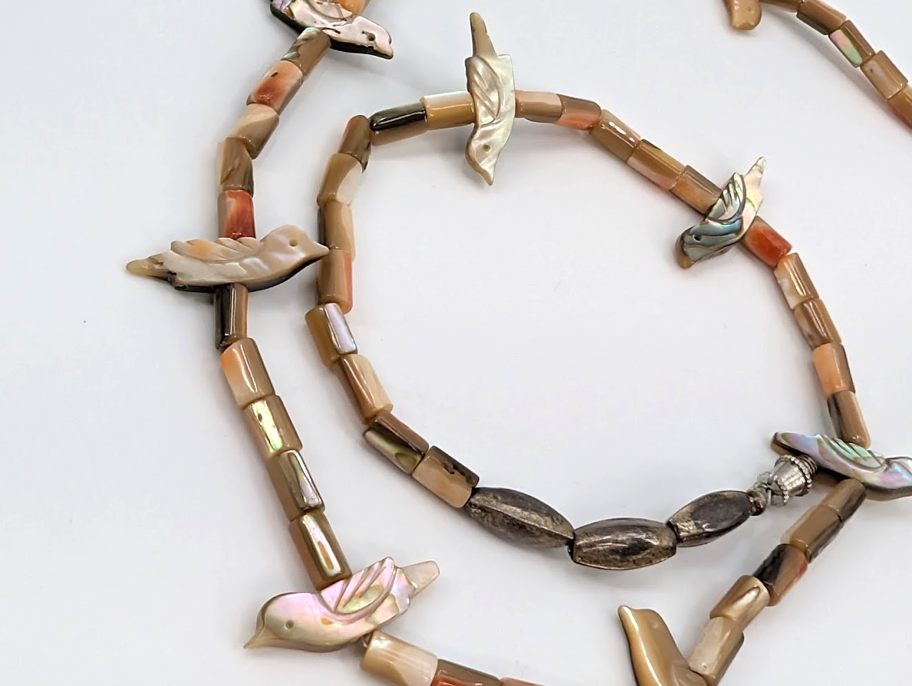 Vintage Birds Fetish Necklace Carved Mother of Pearl Earth Tones Southwestern