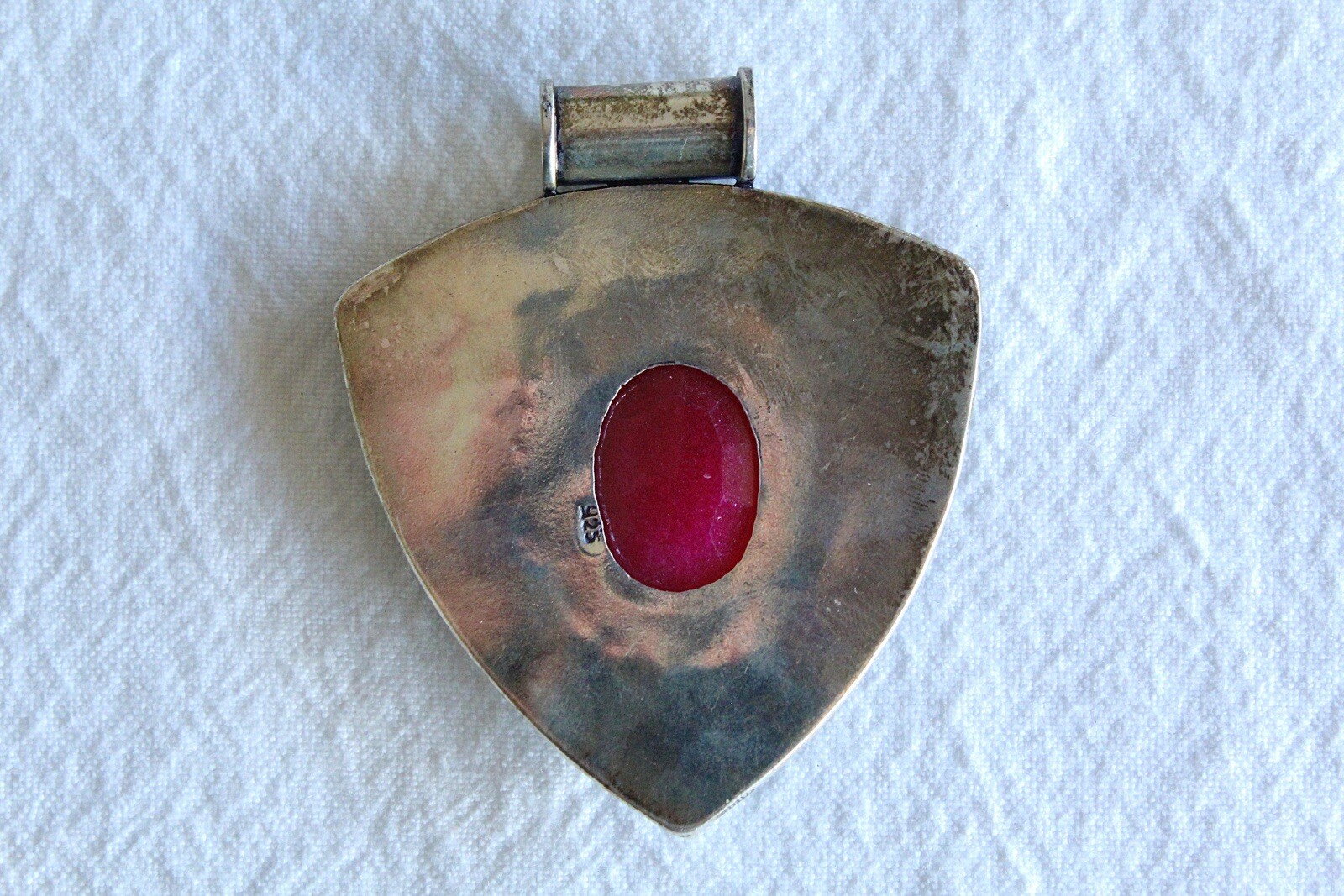 Stunning Dyed Dark Pink Quartz Necklace Pendant w/ Detailed 925 Sterling Silver
