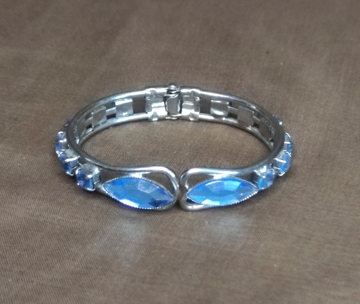 Vintage Bracelet with Blue Faceted Glass Stones Elegant Costume Jewelry USSR