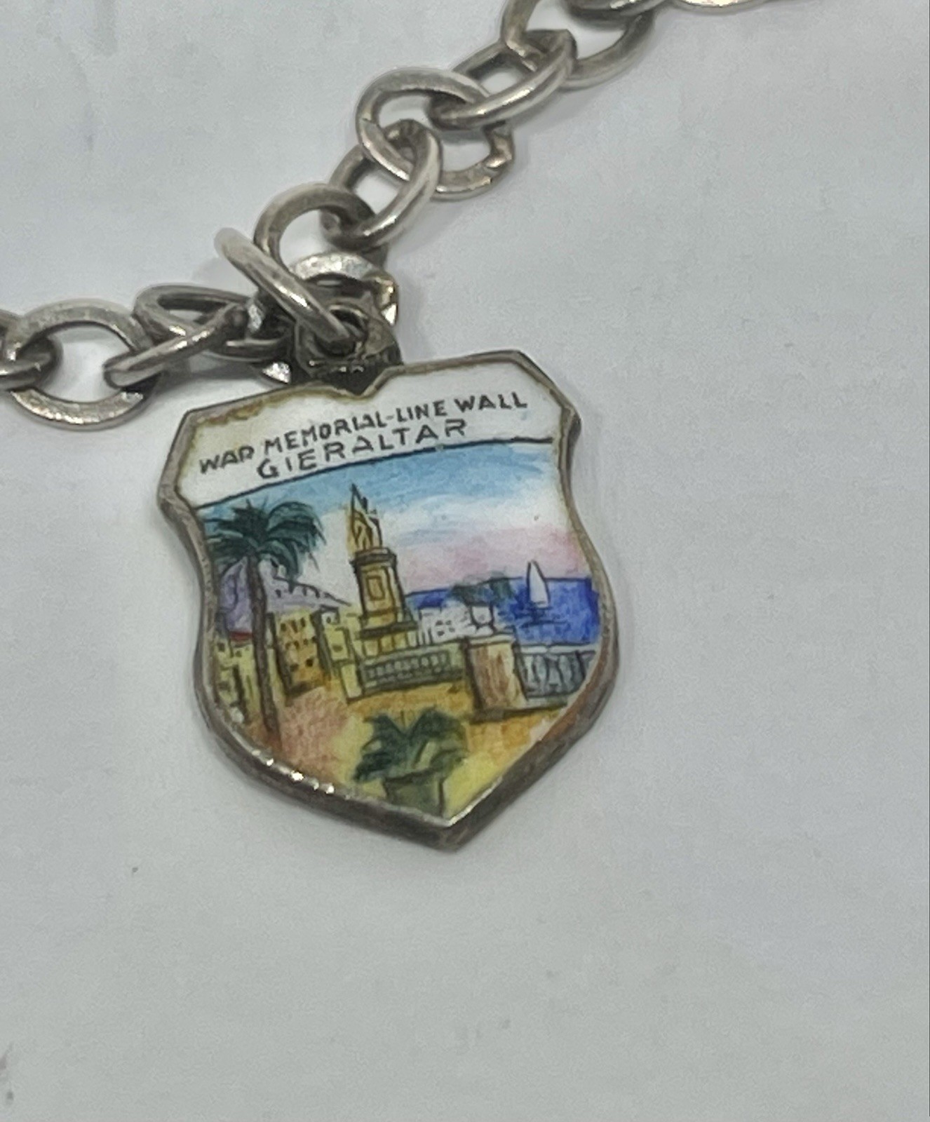 Vintage MCM GIBRALTAR Travel Souvenir 5 Shield Sterling Charm Bracelet 7 1/4”