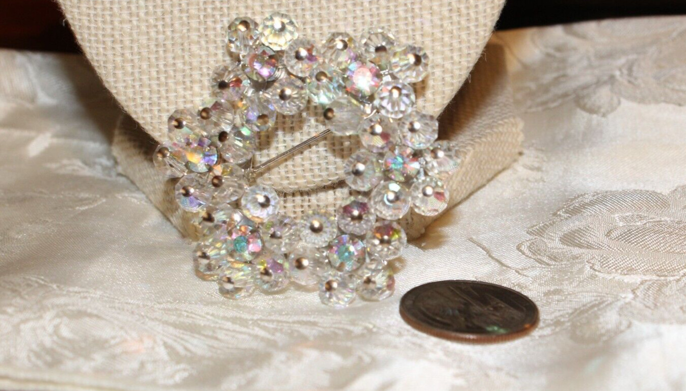 VINTAGE AB CRYSTAL RIVOLI SNOW FLAKE PIN 2 3/8 INCHES AROUND STUNNING