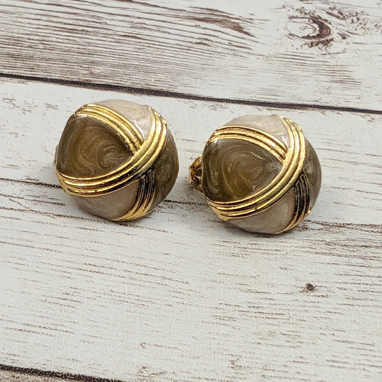 Vintage Clip On Earrings – Different Shades of Brown with Gold Tone Crossover