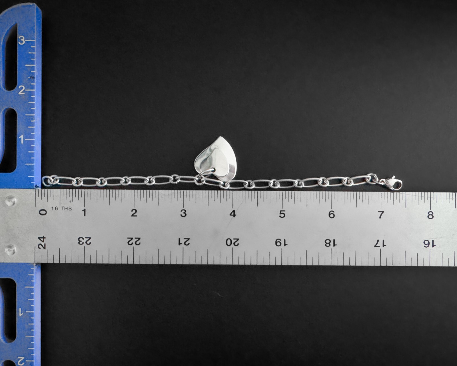 17g Vtg Sterling Silver Modernist Double Heart Tag Charm Design Link Bracelet