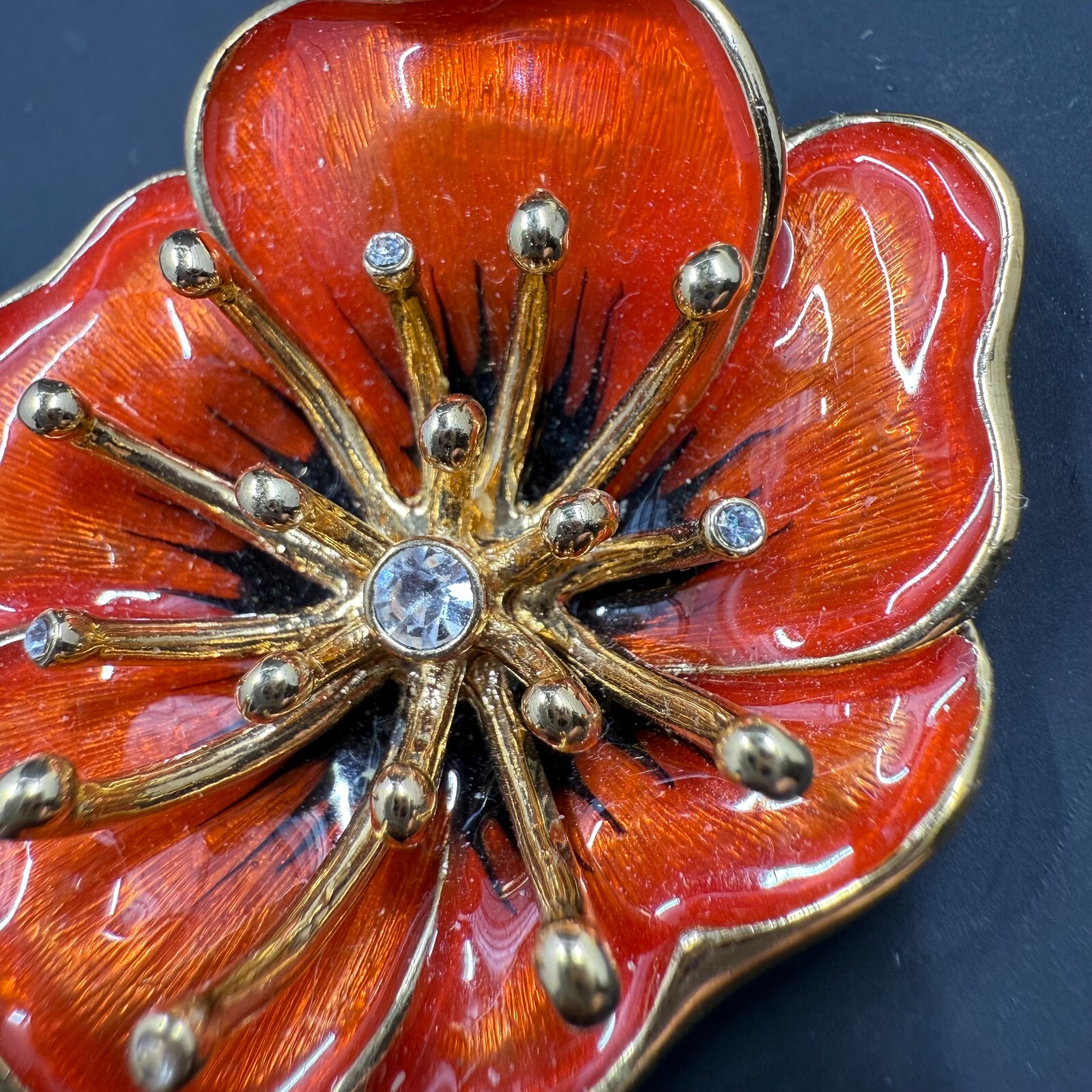 🌺 Vintage Monet Red Poppy Flower Brooch 1.5″ Gold Tone Rhinestone Pin Signed 🌟