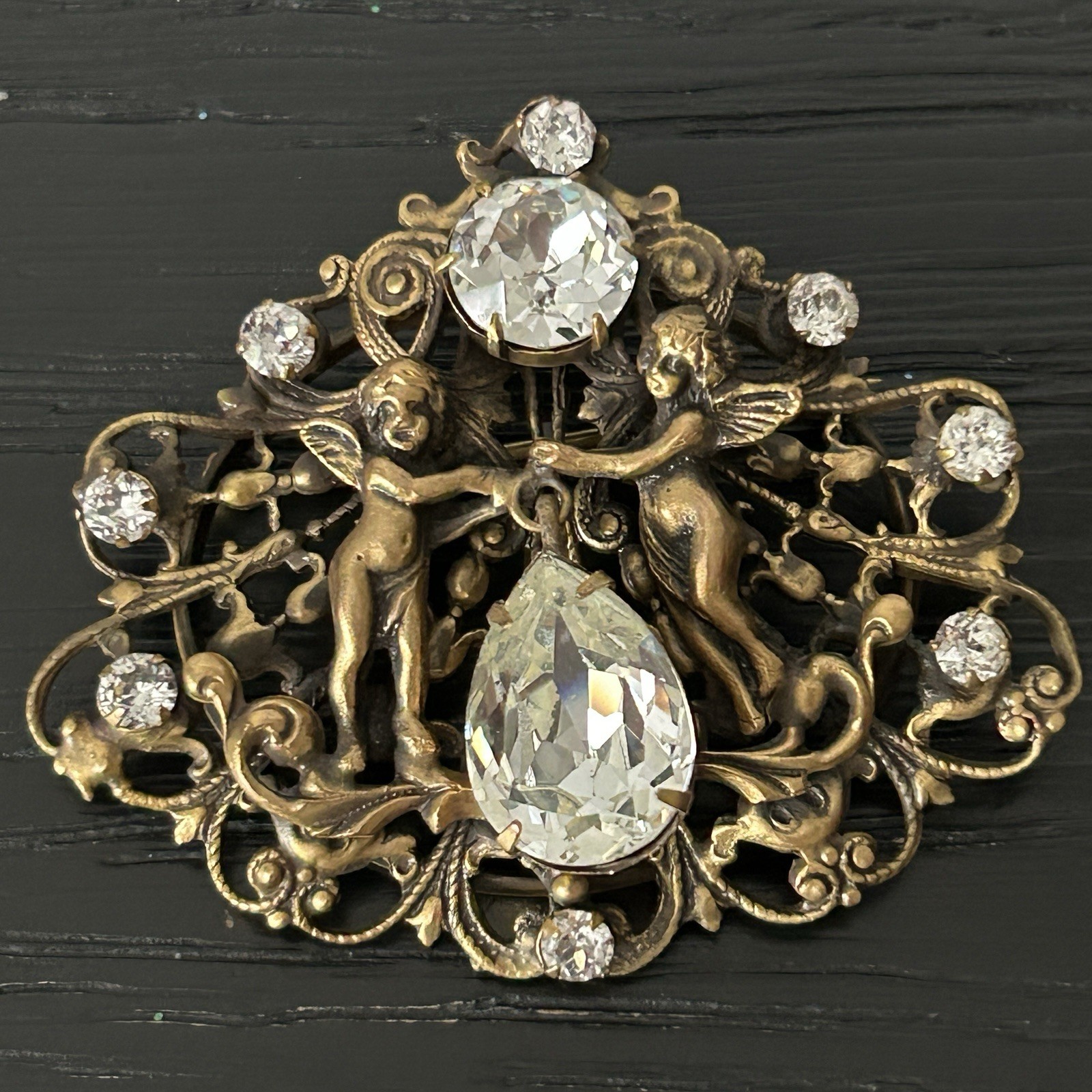VTG Joseff of Hollywood Brooch/Pendant Gilt Brass Dangling Rhinestone Cherubs