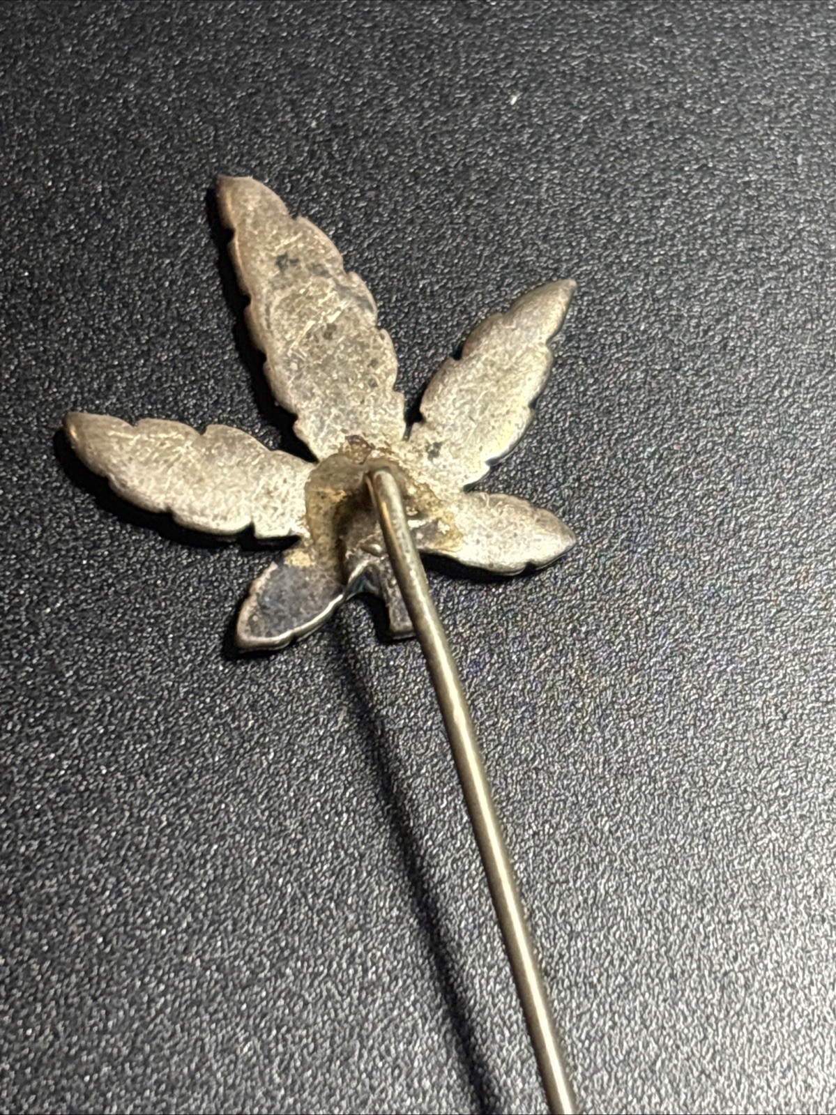 Vintage Silver Tone Leaf Stick Pin Turquoise Chip Inlay Lapel Hat Pin