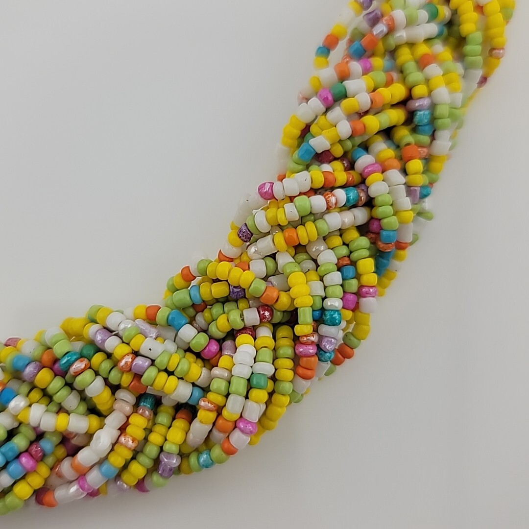 Vintage Braided Seed Bead 19″ Necklace Easter Multicolor Chunky Retro
