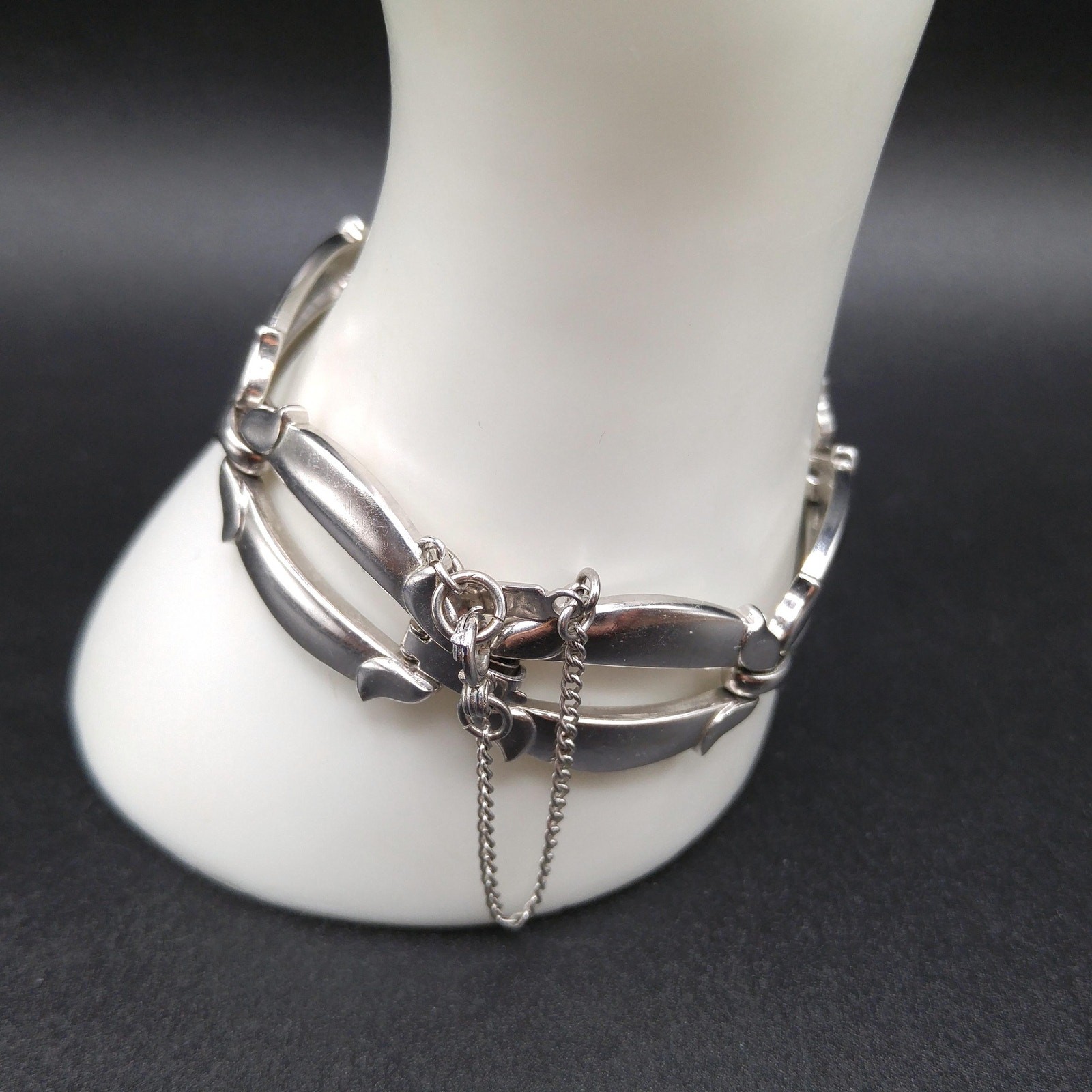 Vintage Monet Rhodium Link Bracelet Sister Clasp Mid Century Signed 7”