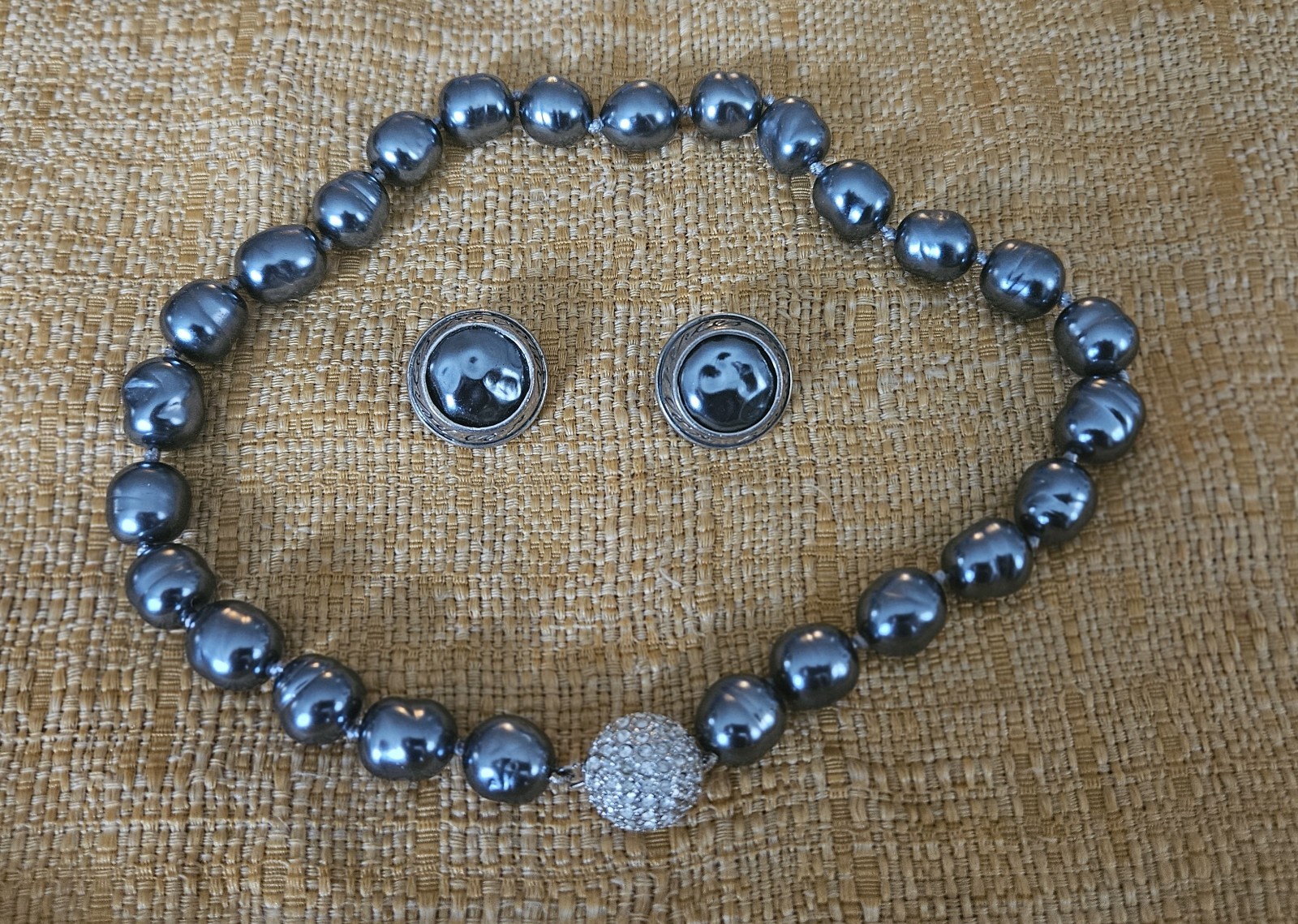 Vintage Carolee Blue-Gray Pearl Necklace and Earring Set