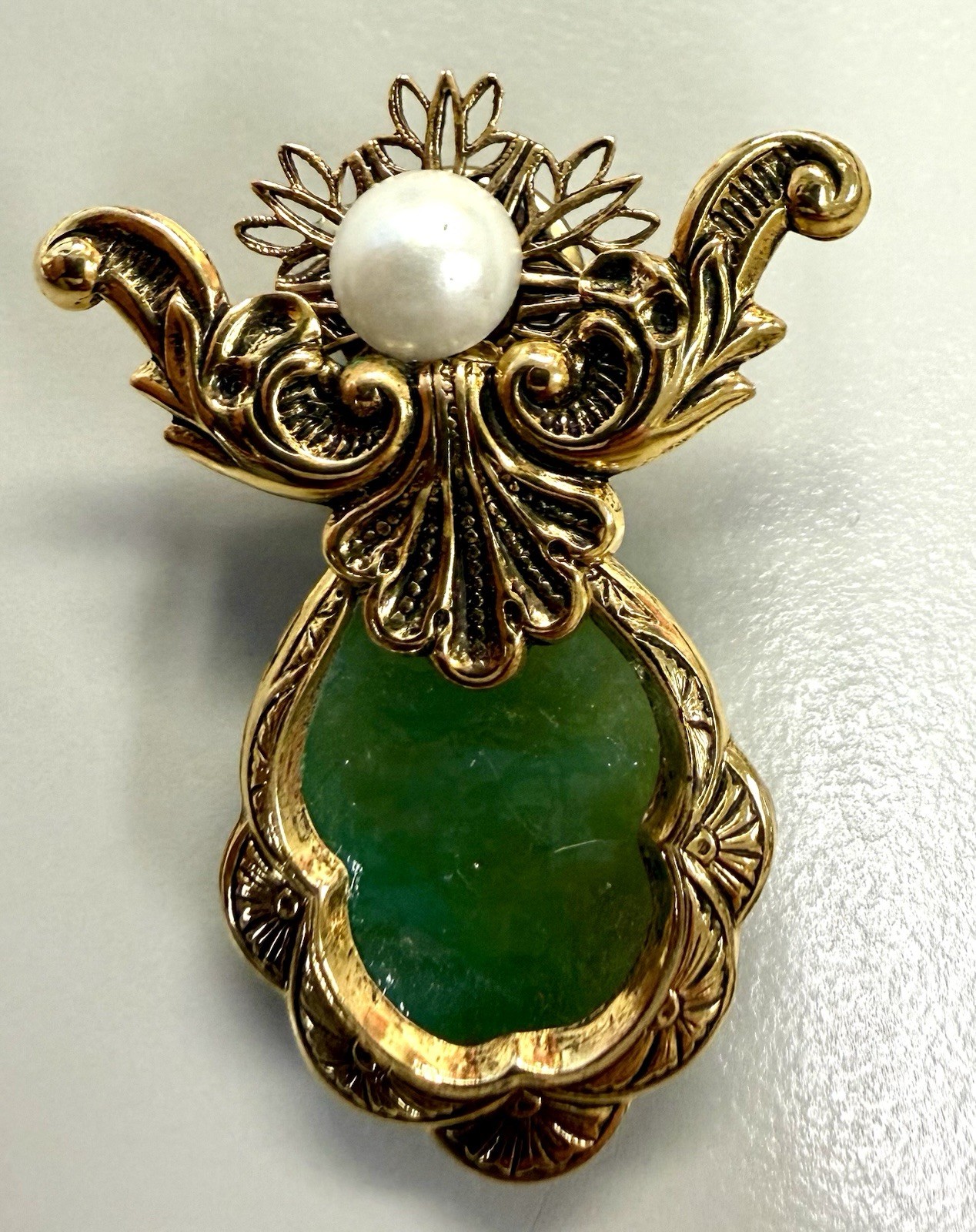 Vintage Faux Jade Art Glass Fur Clip Dress Clip Gold Tone Pearl Ornate Brooch