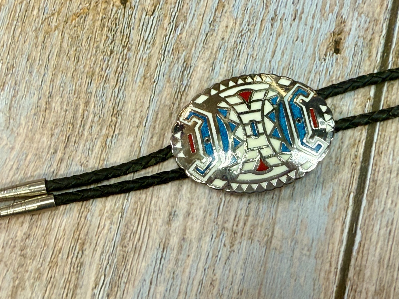 Southwestern Tribal Art Turquoise Coral Chip Inlay Vintage Bolo Tie